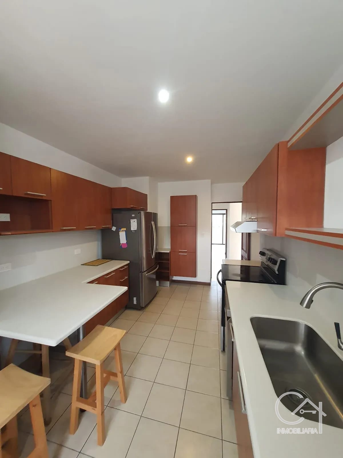 Apartamento en renta, El Robledal zona 15 — Apartamento en Alquiler en Zona 15, Guatemala, Ciudad — foto 6 de 6