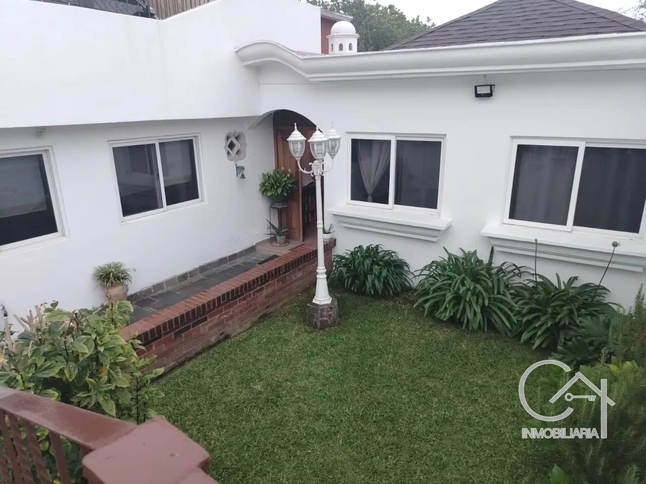 Casa en renta, Entre Bosques, Km 18.5 CAES — Casa en Alquiler en Santa Catarina Pinula, Guatemala, Ciudad — foto 1 de 10