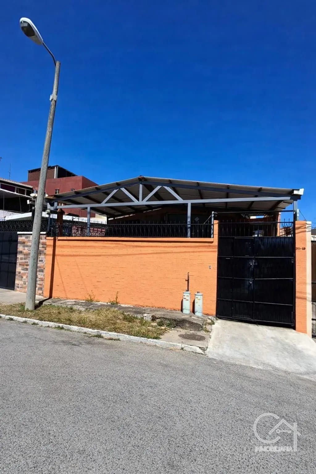 Casa en venta, Jardines de Tikal โ Casa en Venta en Zona 7, Guatemala, Ciudad โ foto 1 de 3