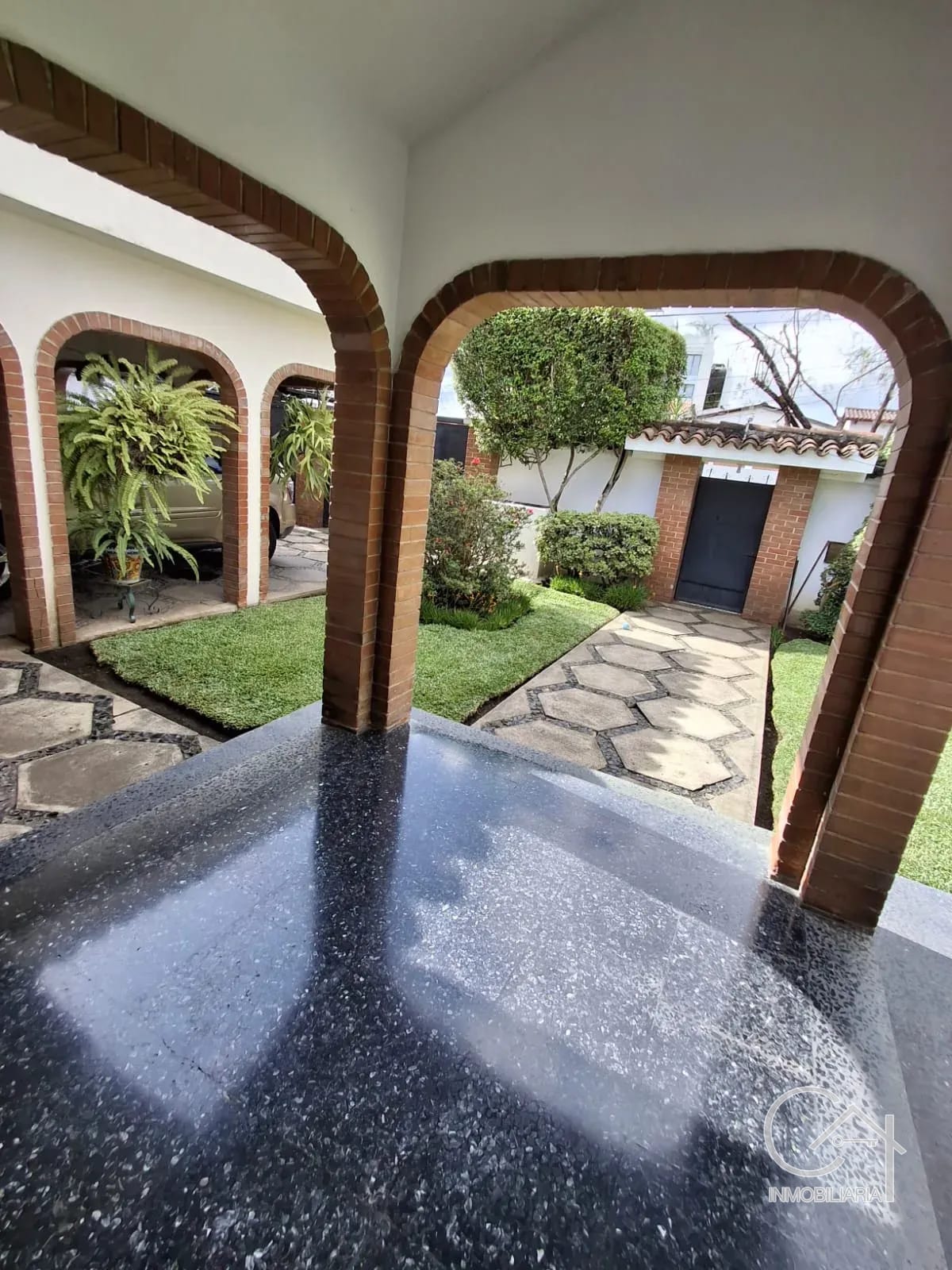 Exclusiva residencia en venta, zona 15 VHII — Casa en Venta en Zona 15, Guatemala, Ciudad — foto 3 de 8