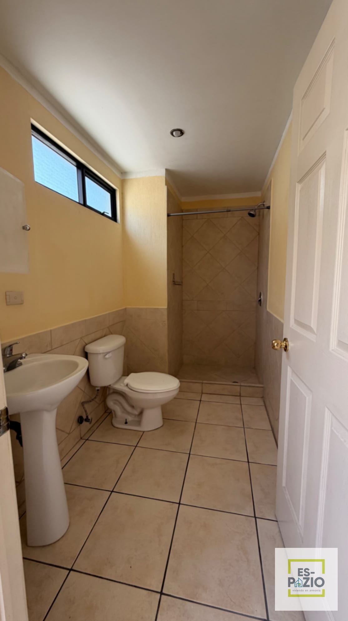 Apartamento María del Rosario — Apartamento en Alquiler en La Villa, Zona 14, Guatemala, Ciudad — foto 9 de 15