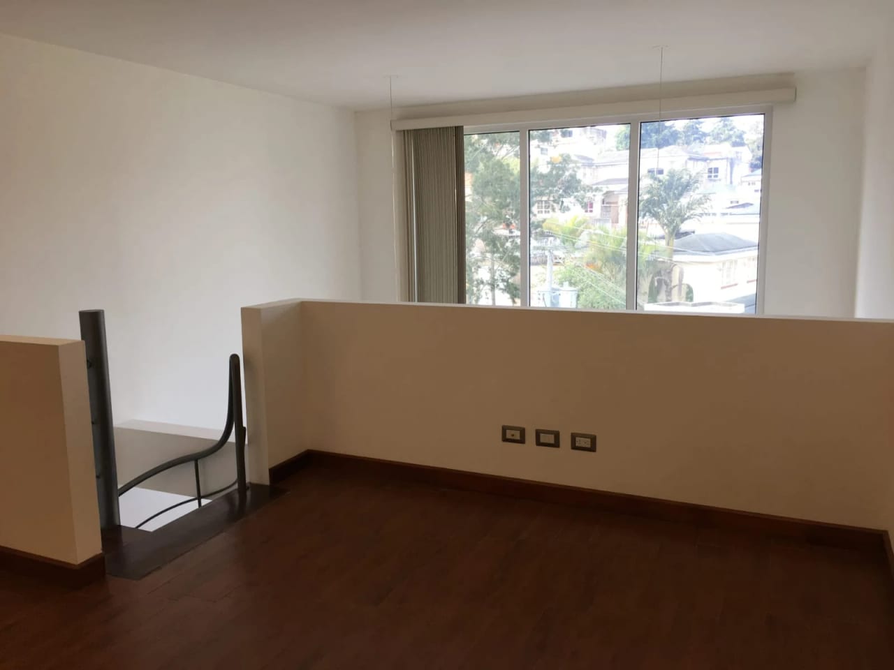 Apartamento en Lindora Lofts Zona 16 — Apartamento en Alquiler en La Montaña, Zona 16, Guatemala, Ciudad — foto 3 de 10