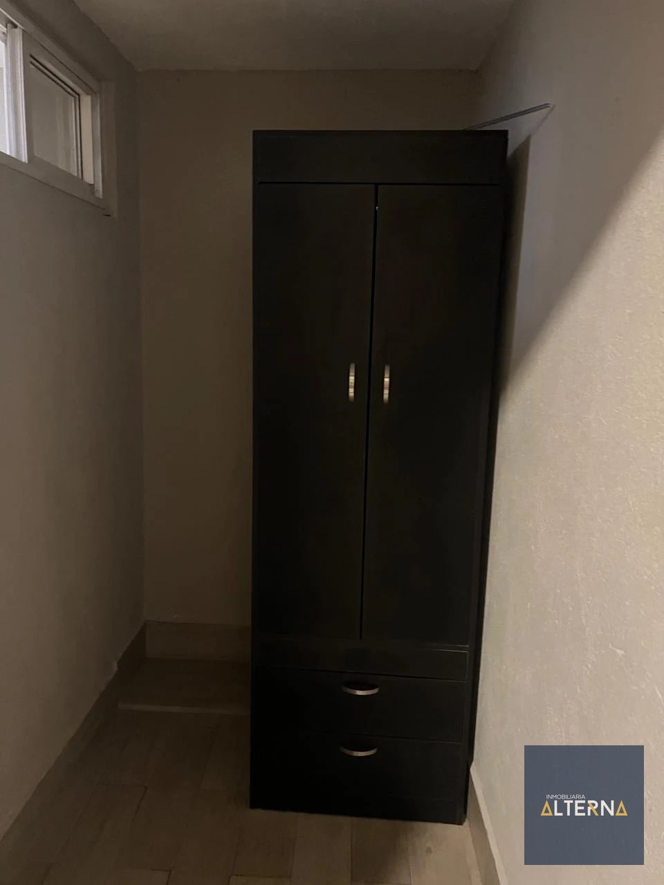 Aparta-estudio Amueblado en Renta en Zona 10 — Apartamento en Alquiler en Zona 10, Guatemala, Ciudad — foto 3 de 4