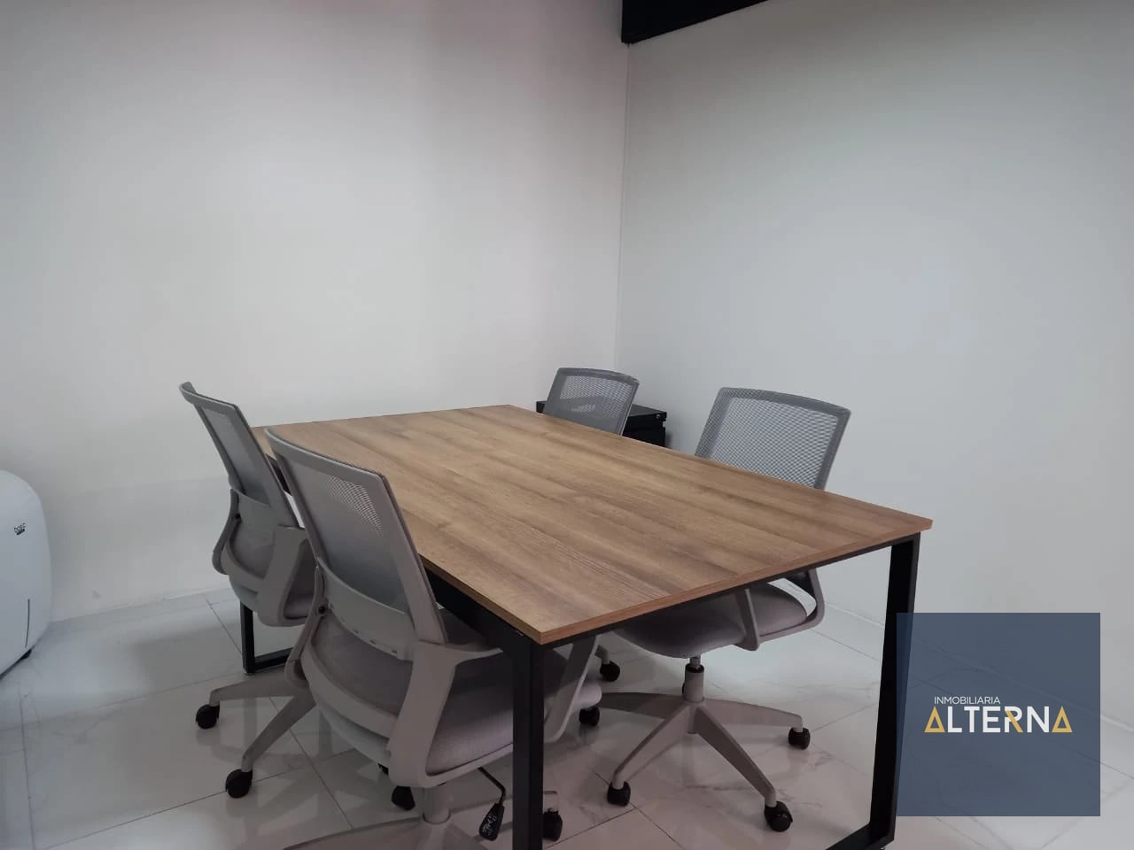 Oficina Estilo Co Working en Renta en zona 10 — Oficina en Alquiler en Zona 10, Guatemala, Ciudad — foto 4 de 7