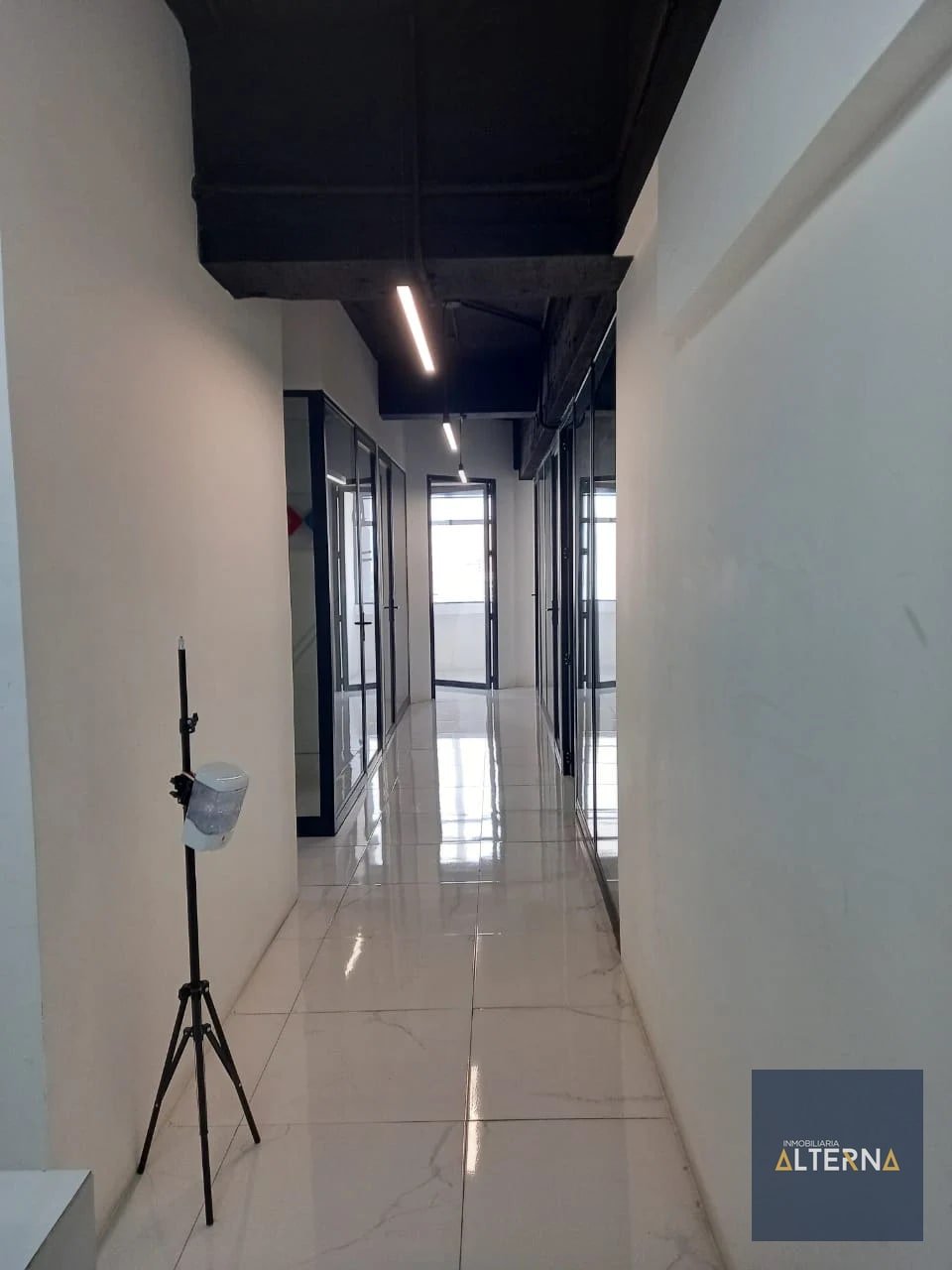 Oficina Estilo Co Working en Renta en zona 10 — Oficina en Alquiler en Zona 10, Guatemala, Ciudad — foto 7 de 7