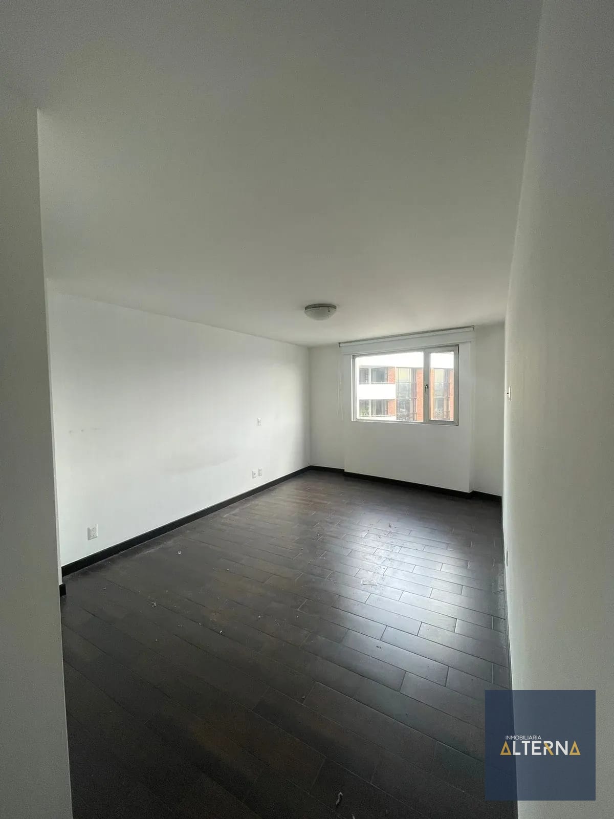 AMPLIO APARTAMENTO EN RENTA ZONA 14 — Apartamento en Alquiler en Zona 14, Guatemala, Ciudad — foto 10 de 11