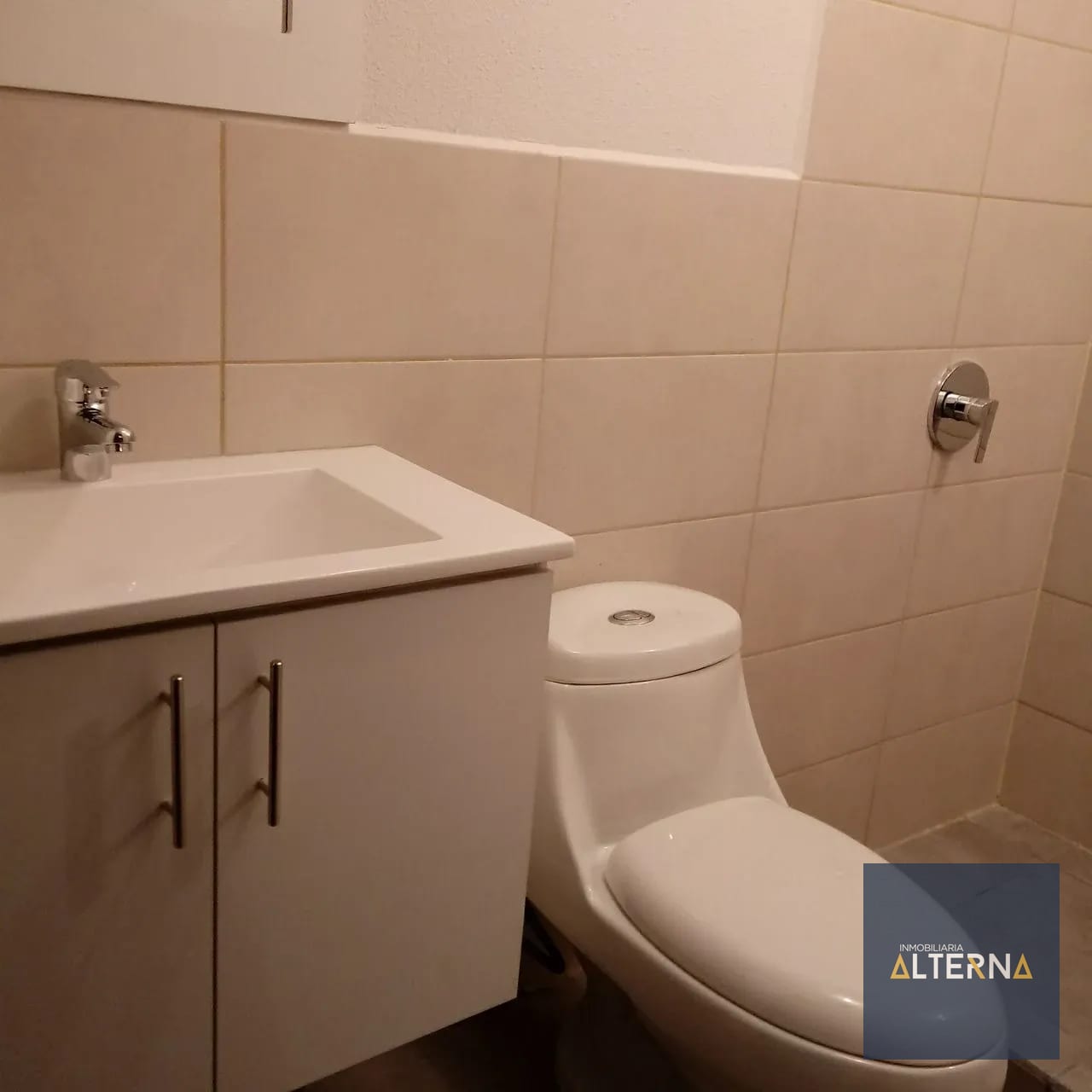 Acogedor Apartamento en Renta en zona 5 — Apartamento en Alquiler en Zona 5, Guatemala, Ciudad — foto 4 de 6