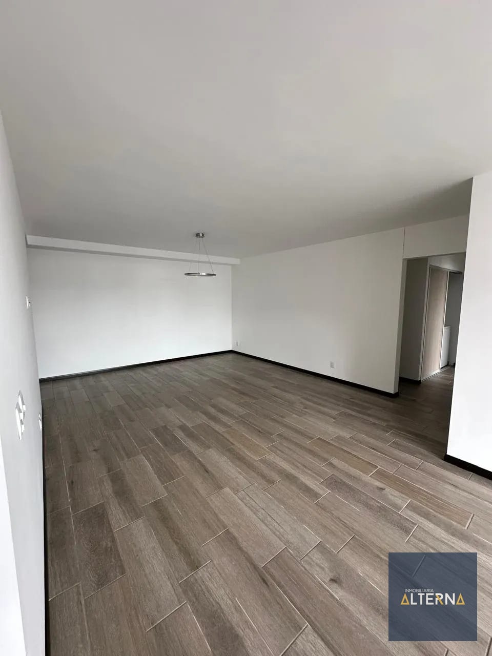 Apartamento en renta en Zona 14 — Apartamento en Alquiler en Zona 14, Guatemala, Ciudad — foto 1 de 8