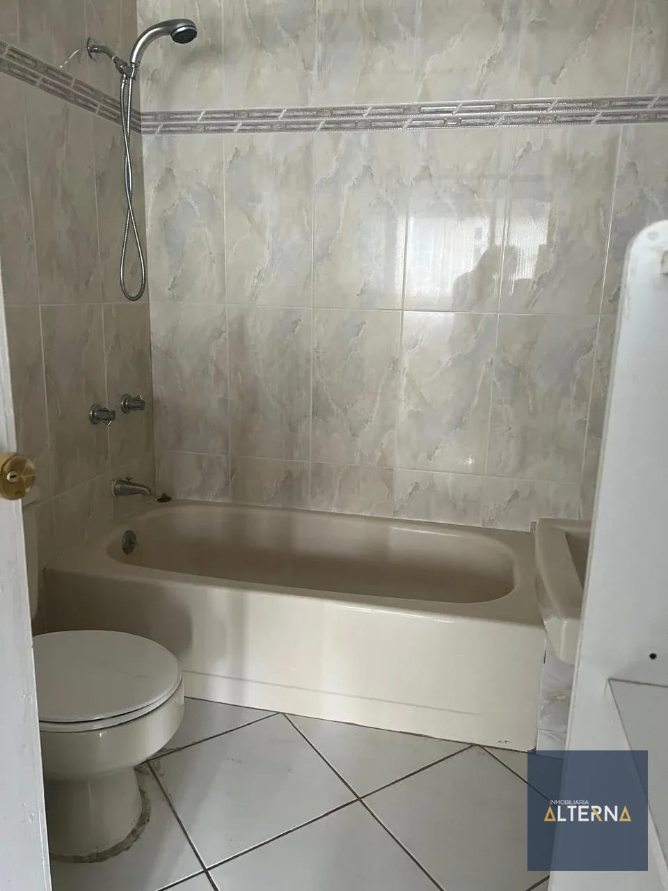 Apartamento en Renta Amueblado en Zona 13 — Apartamento en Alquiler en Zona 13, Guatemala, Ciudad — foto 2 de 17