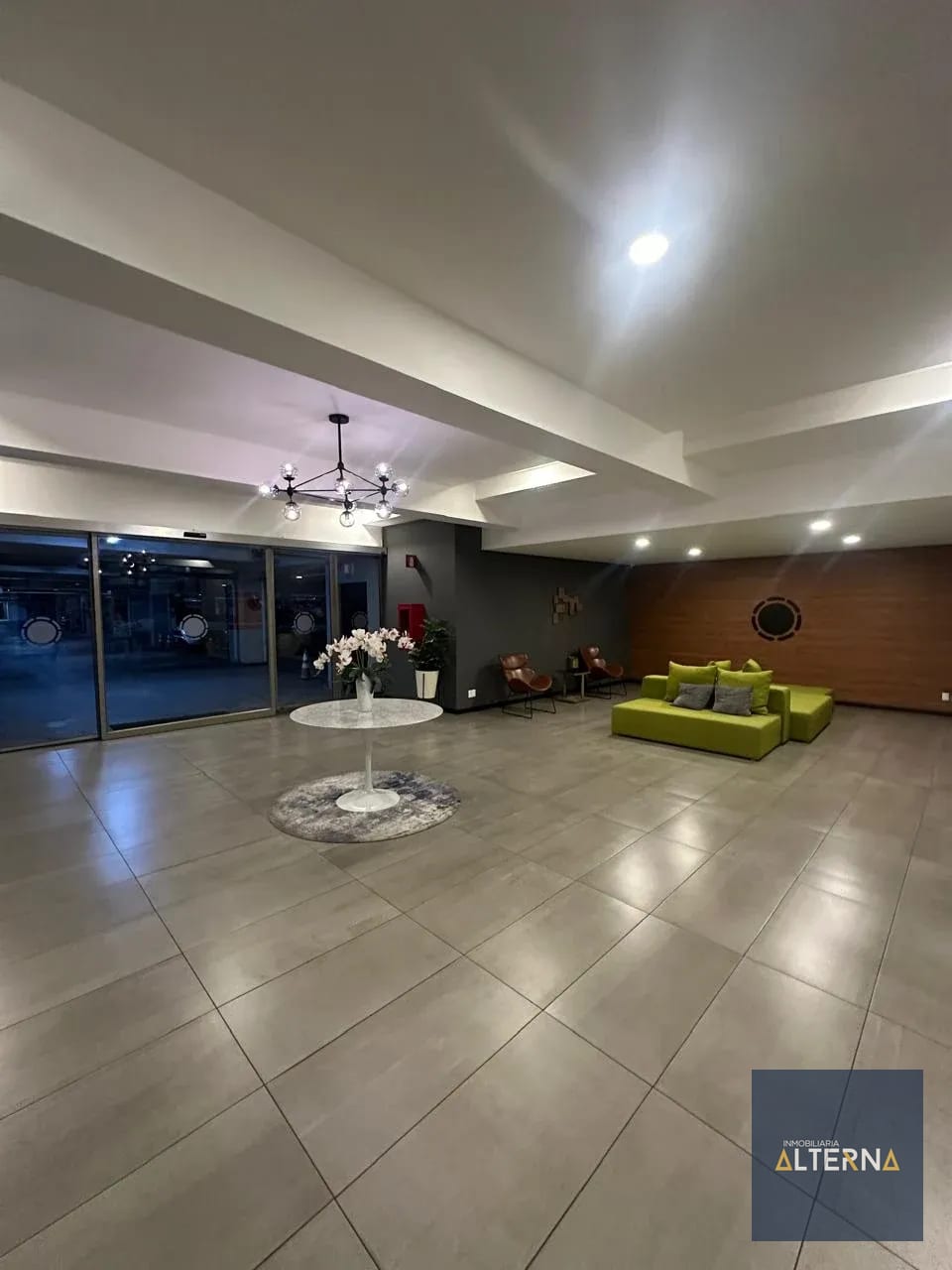 Apartamento en Venta Zona 14 primer nivel con jardin — Apartamento en Venta en Zona 14, Guatemala, Ciudad — foto 9 de 10