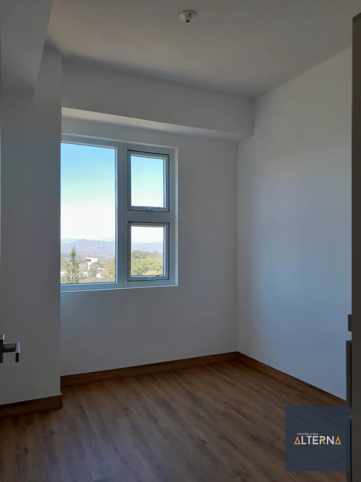 ¡Oportunidad Única! Se Renta Apartamento en Zona 2 — Apartamento en Alquiler en Zona 2, Guatemala, Ciudad — foto 2 de 14