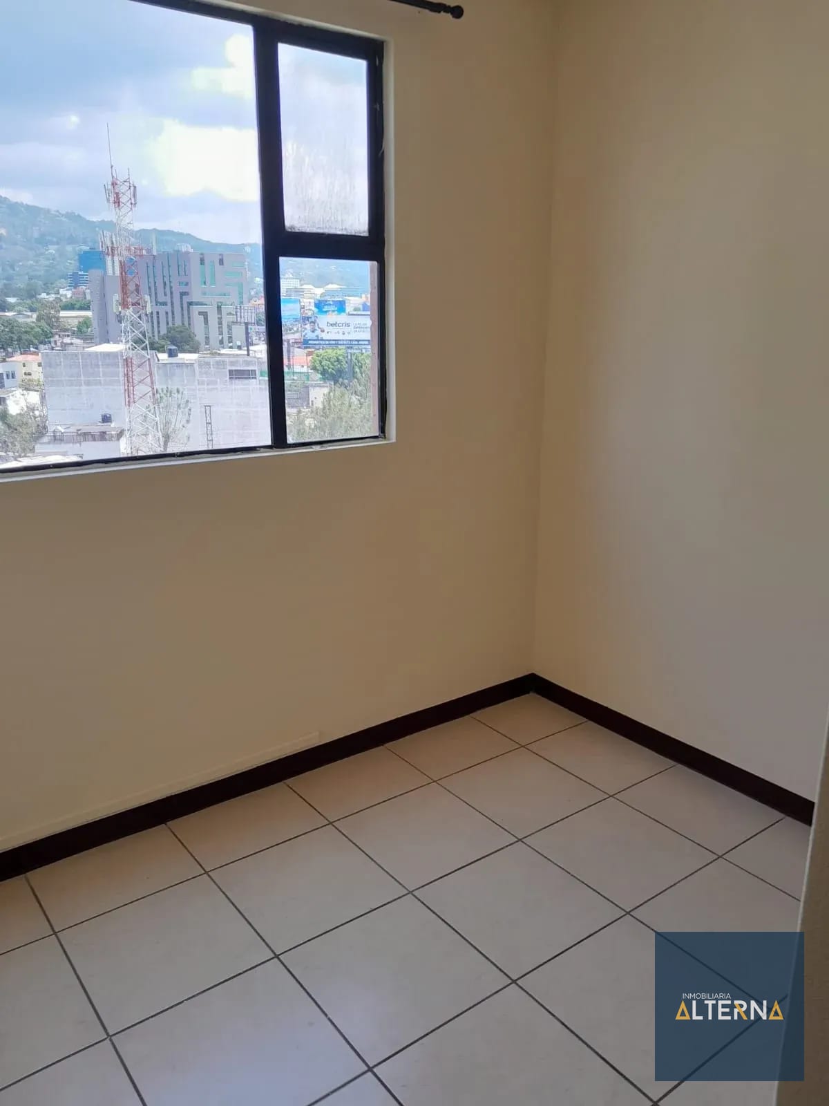 Apartamento en Renta Zona 10 — Apartamento en Alquiler en Zona 10, Guatemala, Ciudad — foto 8 de 15