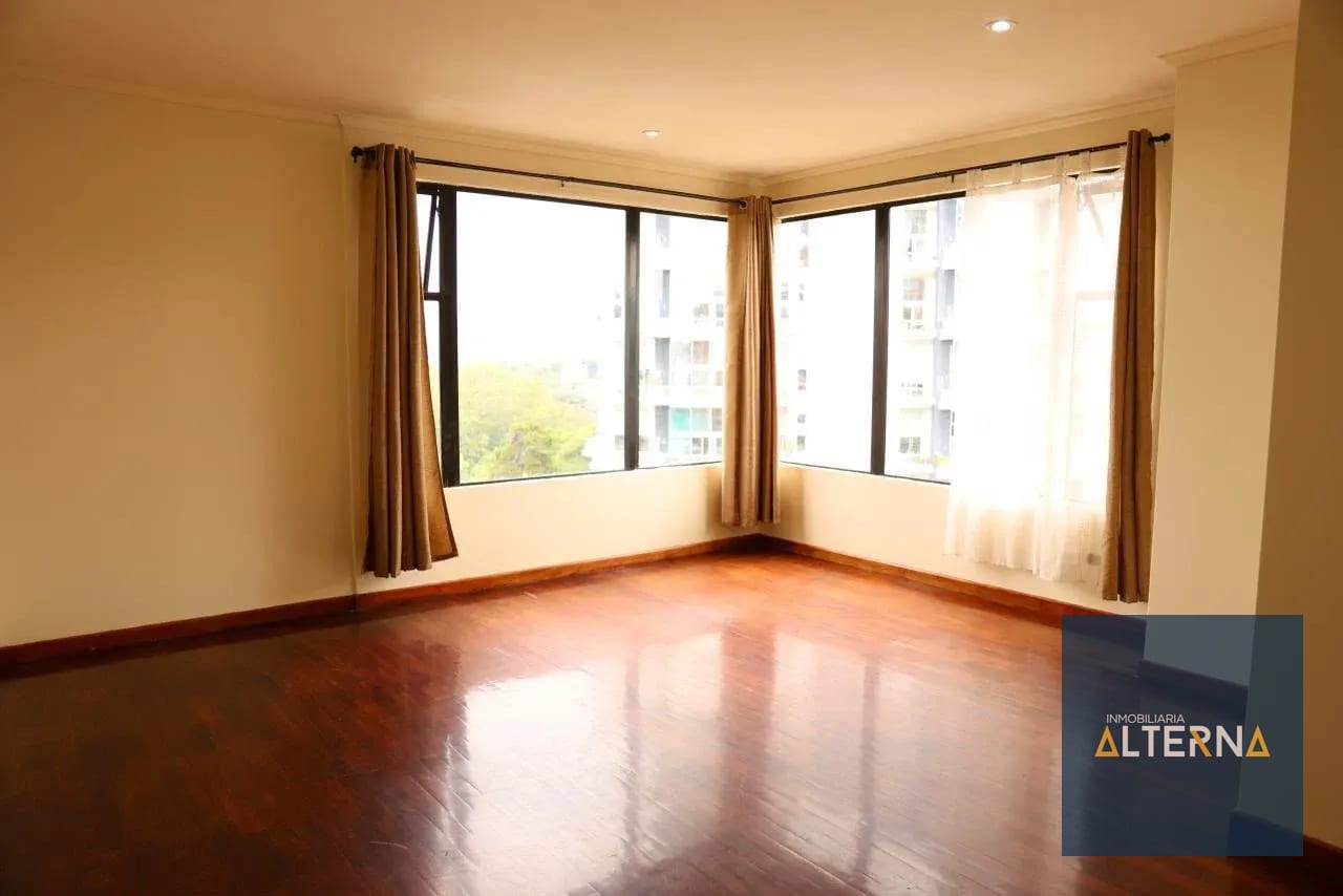 Apartamento en Renta Zona 10 — Apartamento en Alquiler en Zona 10, Guatemala, Ciudad — foto 3 de 15