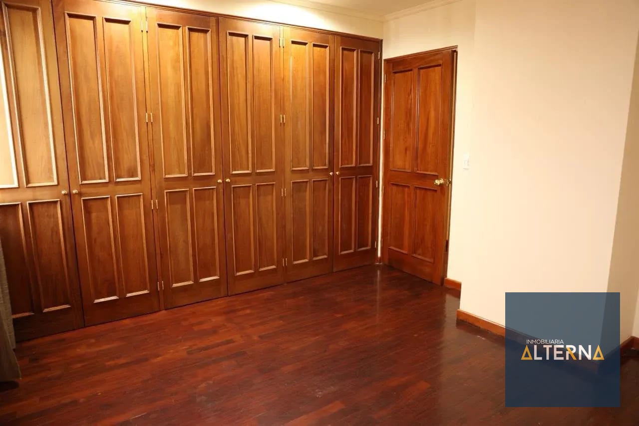 Apartamento en Renta Zona 10 — Apartamento en Alquiler en Zona 10, Guatemala, Ciudad — foto 13 de 15