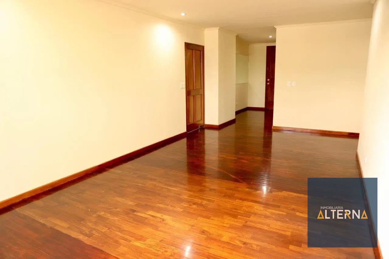 Apartamento en Renta Zona 10 — Apartamento en Alquiler en Zona 10, Guatemala, Ciudad — foto 2 de 15