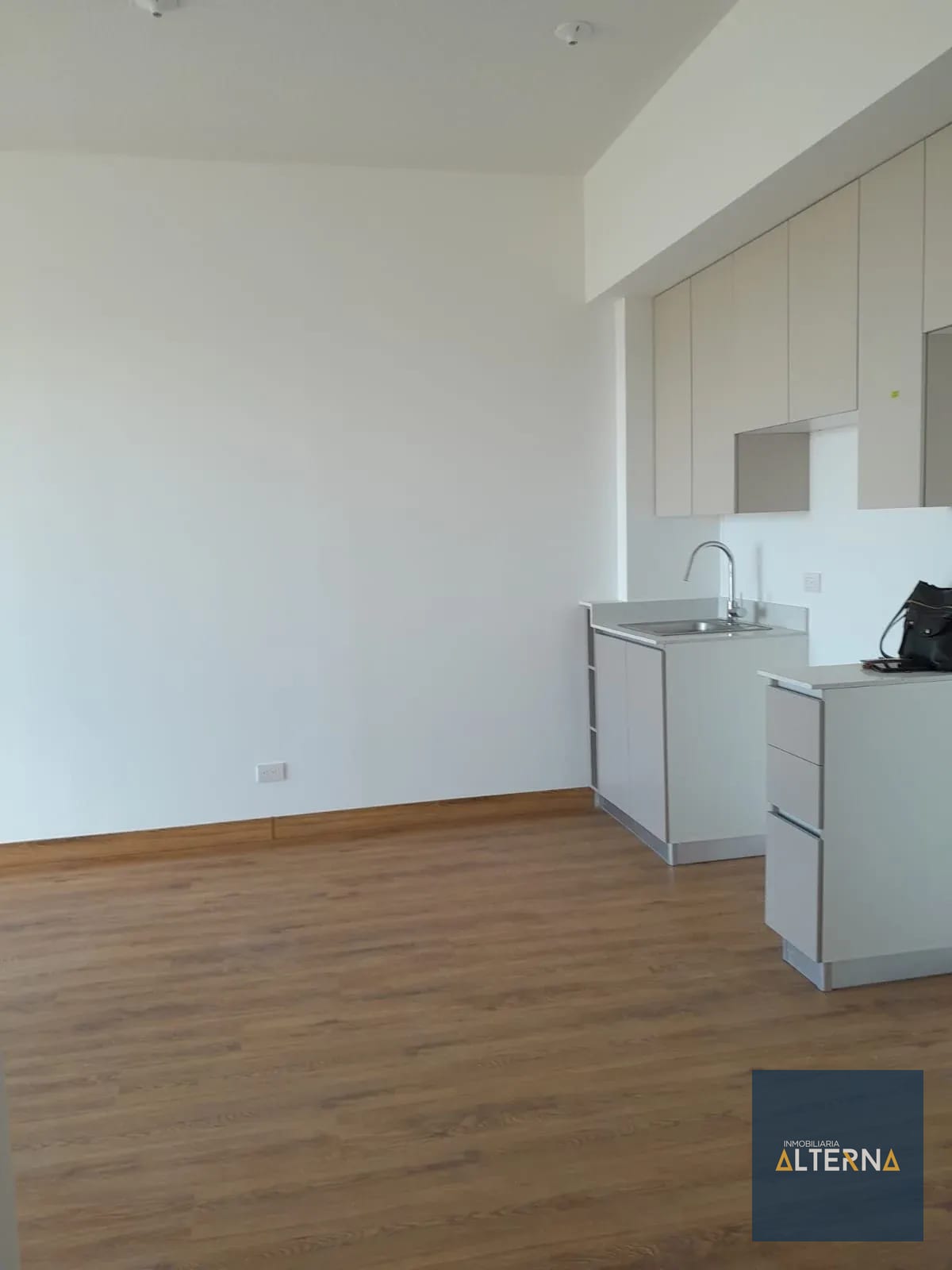 Apartamento en Renta en Zona 2 Edificio Vertical — Apartamento en Alquiler en Zona 2, Guatemala, Ciudad — foto 11 de 17
