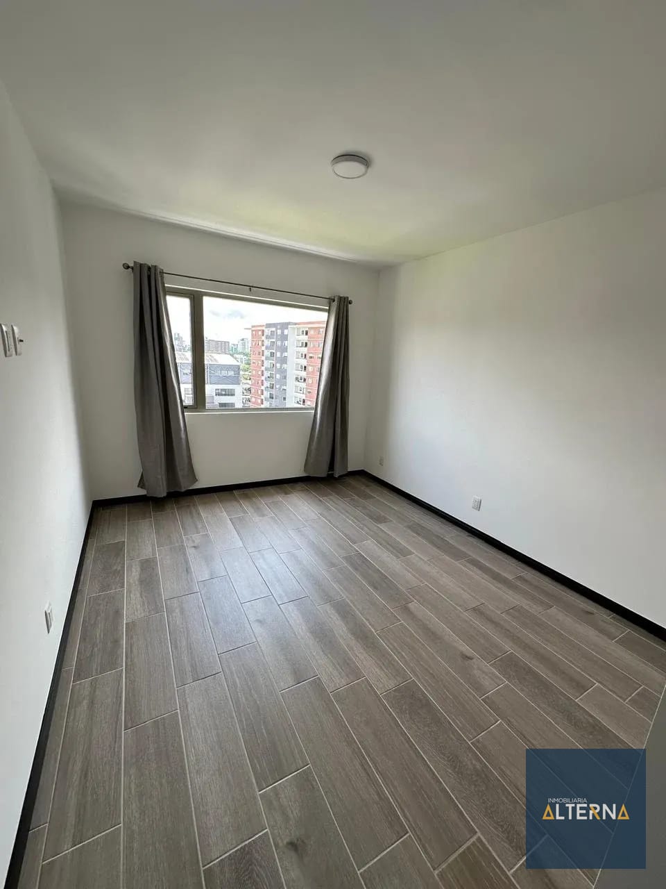 Apartamento en renta en Zona 14 Edificio Seghería — Apartamento en Alquiler en Zona 14, Guatemala, Ciudad — foto 5 de 11