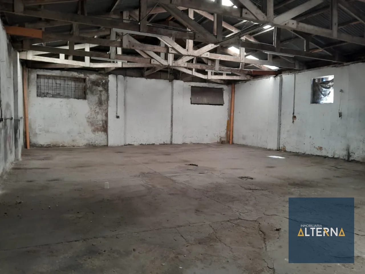 Bodega para Remodelar en Venta en Zona 4 — Bodega / Ofibodega en Venta en Zona 4, Guatemala, Ciudad — foto 4 de 5