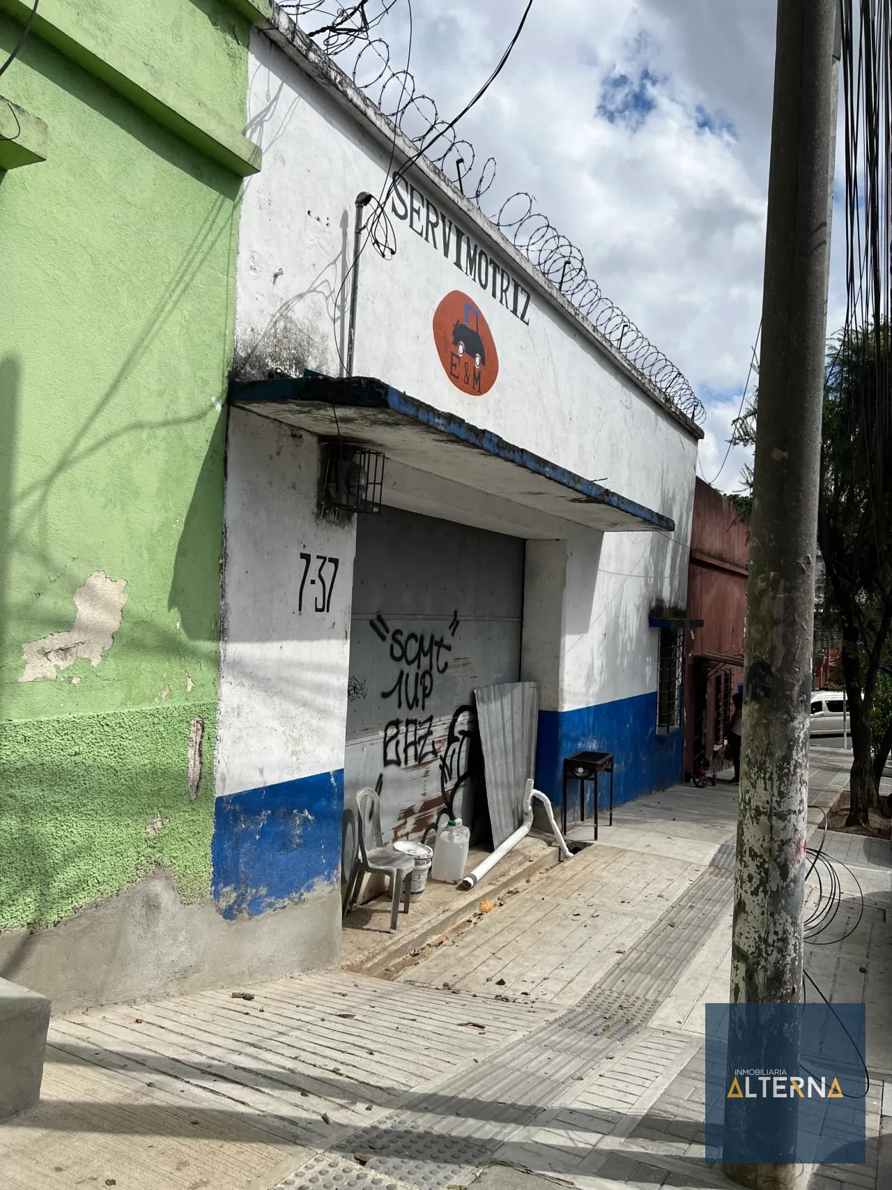 Bodega para Remodelar en Venta en Zona 4 — Bodega / Ofibodega en Venta en Zona 4, Guatemala, Ciudad — foto 2 de 5