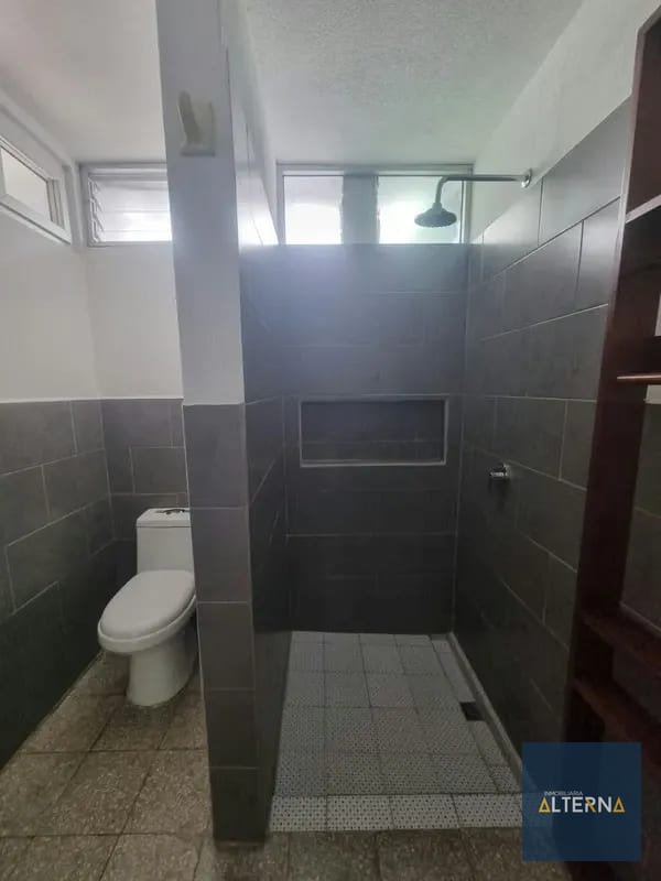 APARTAMENTO EN RENTA EN ZONA 5 Área de san Pedrito — Apartamento en Alquiler en Zona 5, Guatemala, Ciudad — foto 5 de 11