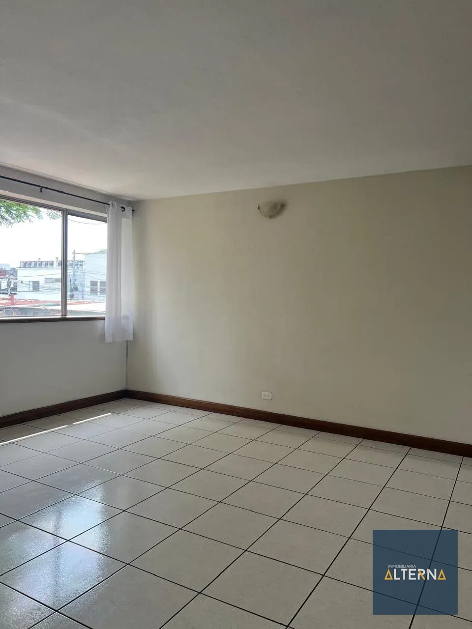 Apartamento en Renta Zona 9 — Apartamento en Alquiler en Zona 9, Guatemala, Ciudad — foto 6 de 12