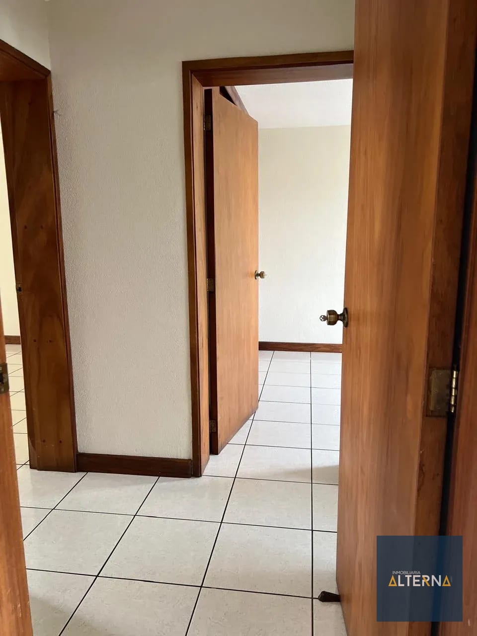 Apartamento en Renta Zona 9 — Apartamento en Alquiler en Zona 9, Guatemala, Ciudad — foto 10 de 12