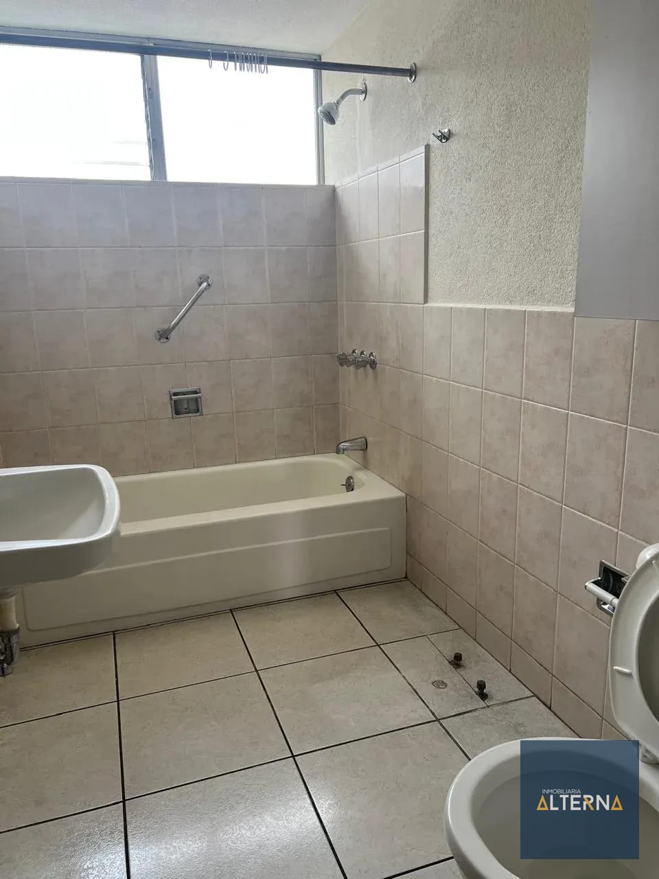 Apartamento en Renta Zona 9 — Apartamento en Alquiler en Zona 9, Guatemala, Ciudad — foto 11 de 12