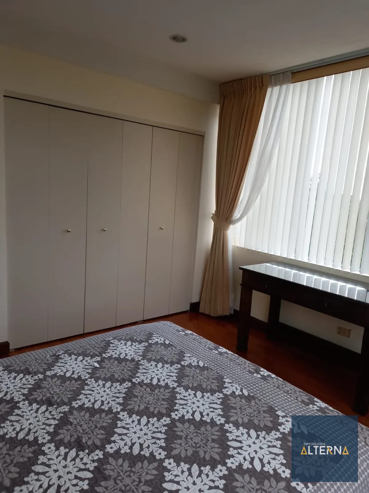 Apartamento en Renta Zona 10 — Apartamento en Alquiler en Zona 10, Guatemala, Ciudad — foto 15 de 17