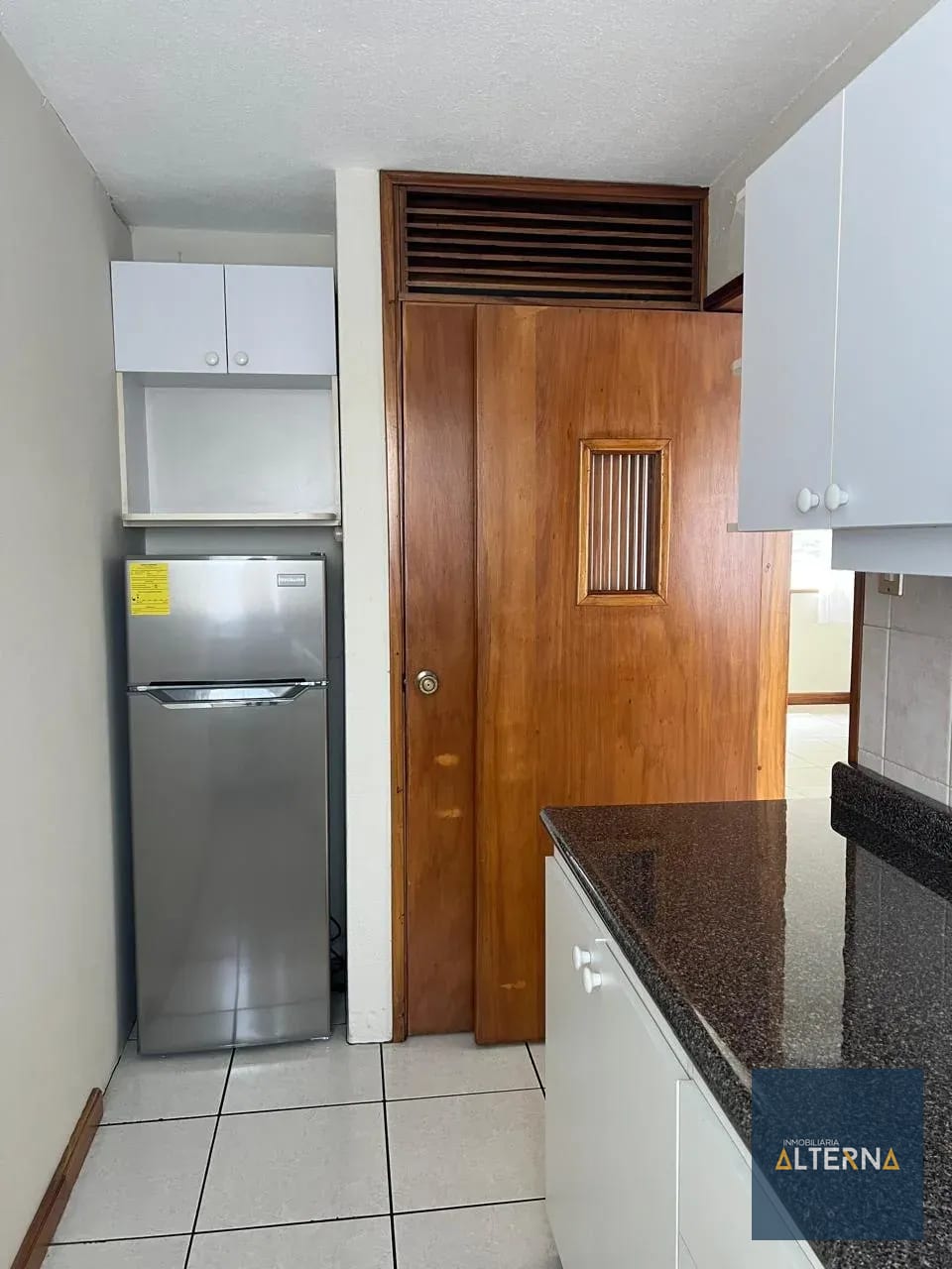 APARTAMENTO EN RENTA ZONA 9 Segundo nivel sin elevador — Apartamento en Alquiler en Zona 9, Guatemala, Ciudad — foto 6 de 13