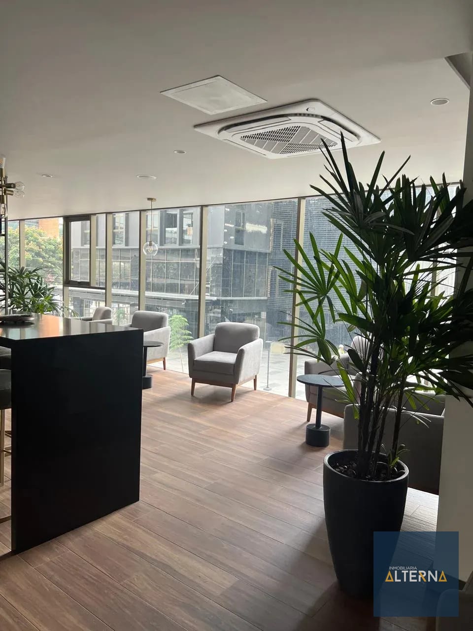 Apartamento en renta zona 10 EDIFICIO ATARAH — Apartamento en Alquiler en Zona 10, Guatemala, Ciudad — foto 4 de 16