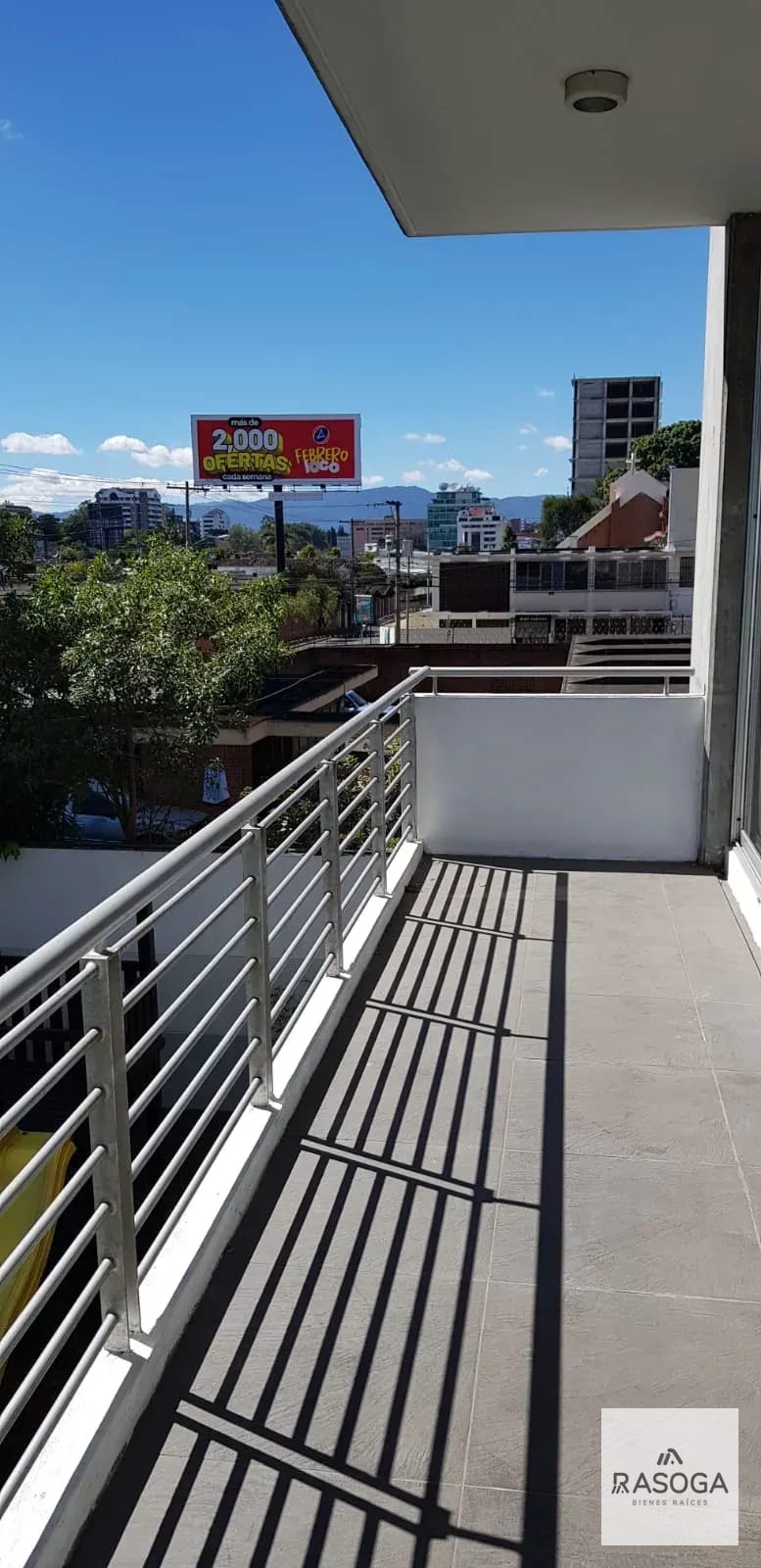 RENTO APARTAMENTO, DE OPORTUNIDAD, EN ZONA 10 — Apartamento en Alquiler en Zona 10, Guatemala, Ciudad — foto 5 de 11