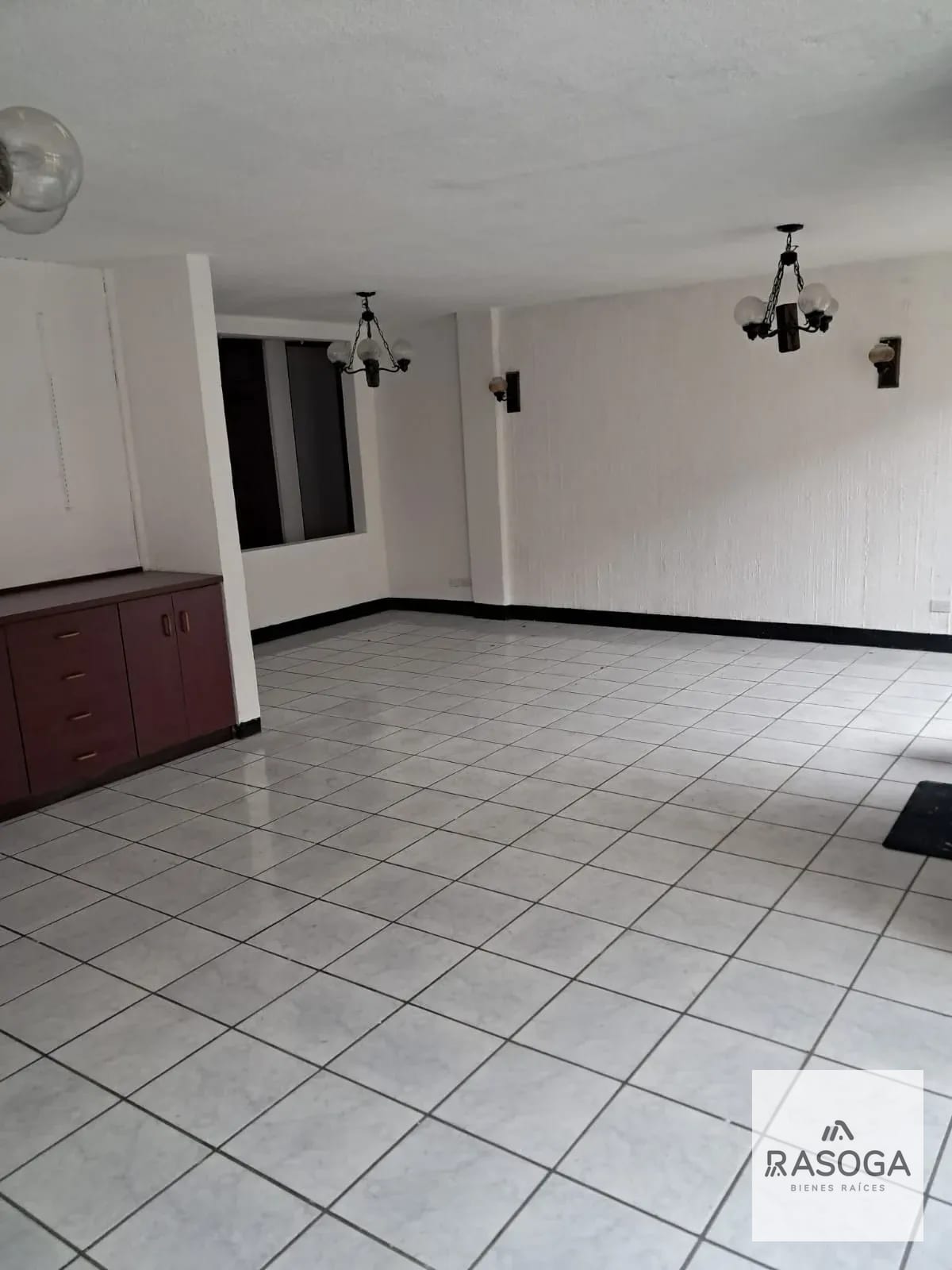 Alquilo Amplio Apartamento Tipo Casa, en Zona 1 — Casa en Alquiler en El Centro, Zona 1, Guatemala, Ciudad — foto 2 de 6