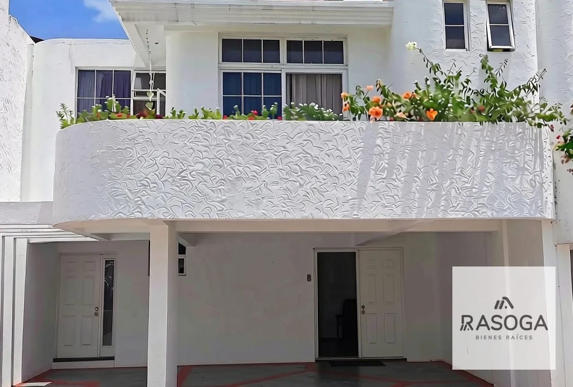 Oportunidad de Comprar Tu Casa en Zona 15 y Dentro de Garita — Casa en Venta en Zona 15, Guatemala, Ciudad — foto 1 de 8