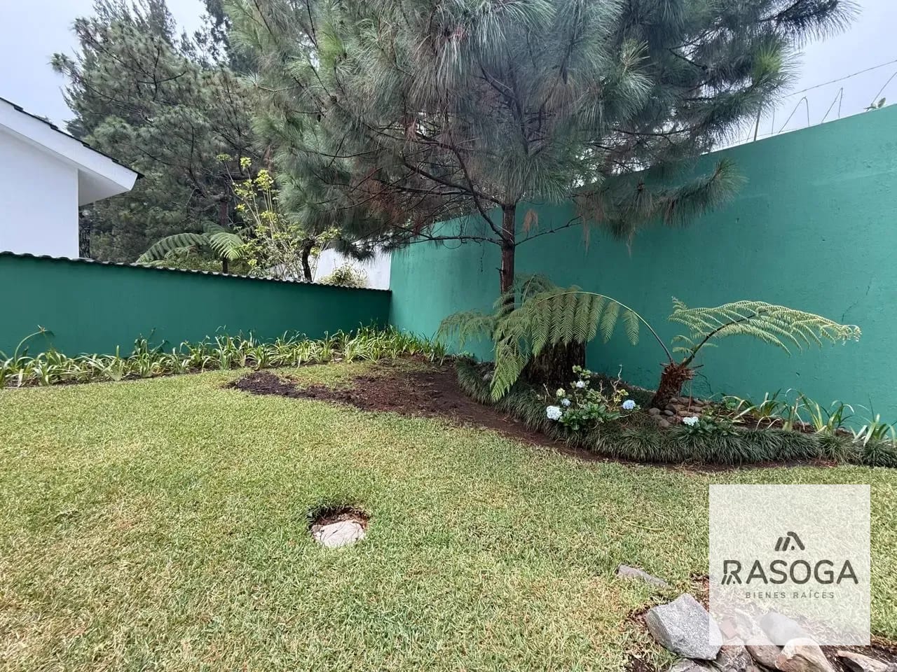 Vendo Preciosa Casa en KM 12 CAES, Sin Gradas en Primer Nivel — Casa en Venta en La Encantada, Carretera a El Salvador, Guatemala, Ciudad — foto 2 de 10