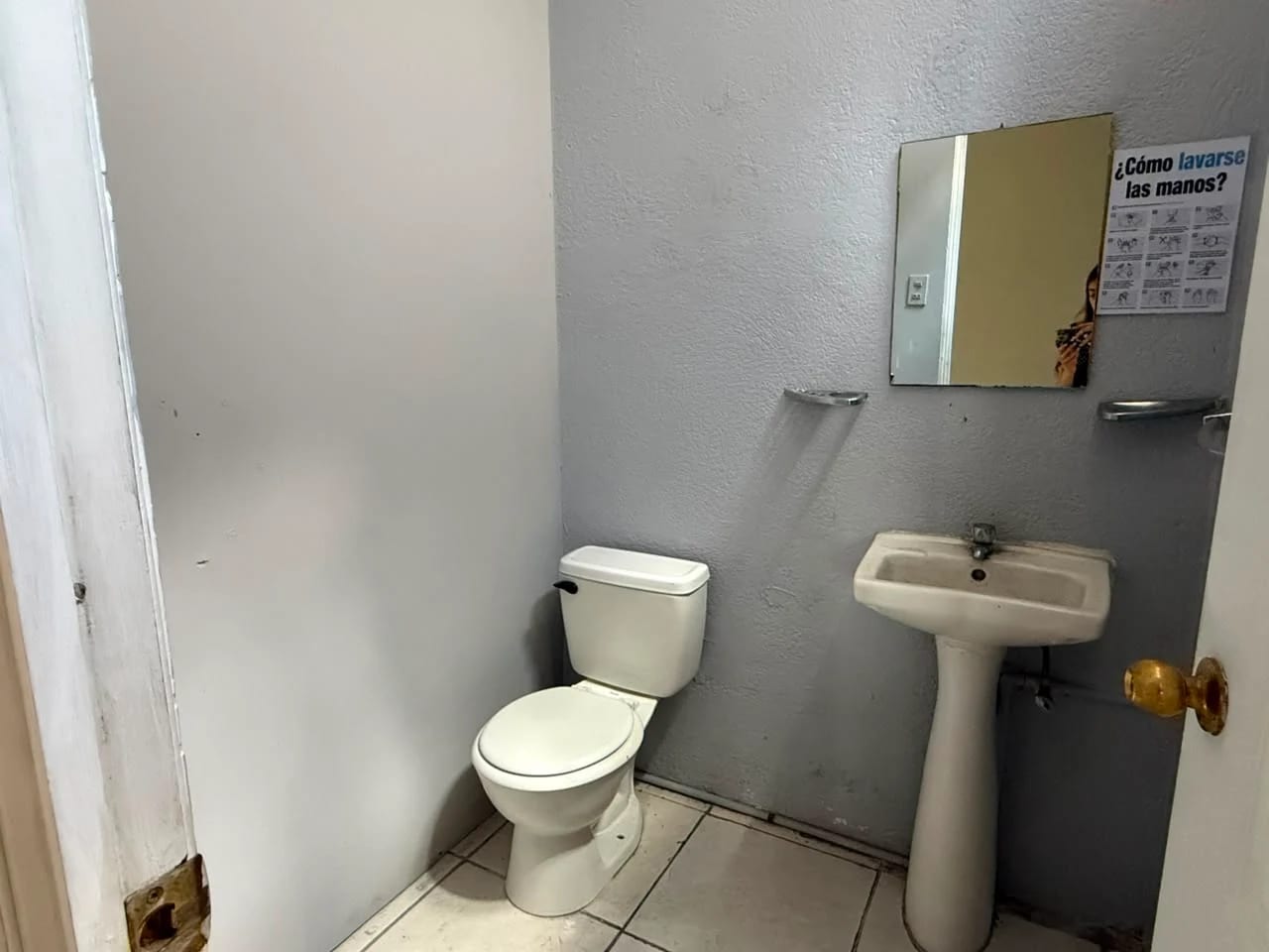 Casa Comercial en Renta | Colonia Alcázar, Zona 10 — Casa en Alquiler en Alcázar, Zona 10, Guatemala, Ciudad — foto 6 de 13