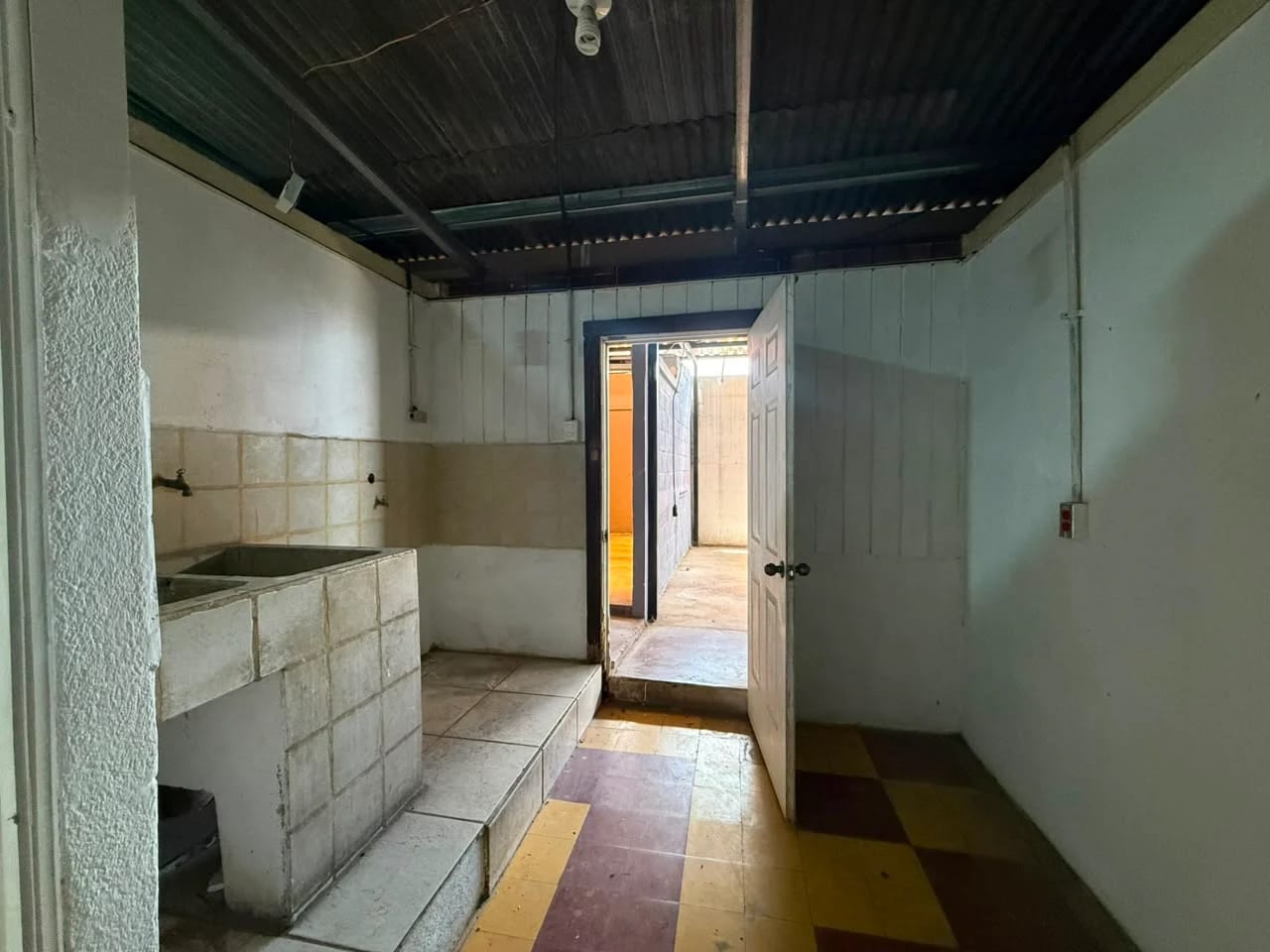 Casa Comercial en Renta | Colonia Alcázar, Zona 10 — Casa en Alquiler en Alcázar, Zona 10, Guatemala, Ciudad — foto 12 de 13