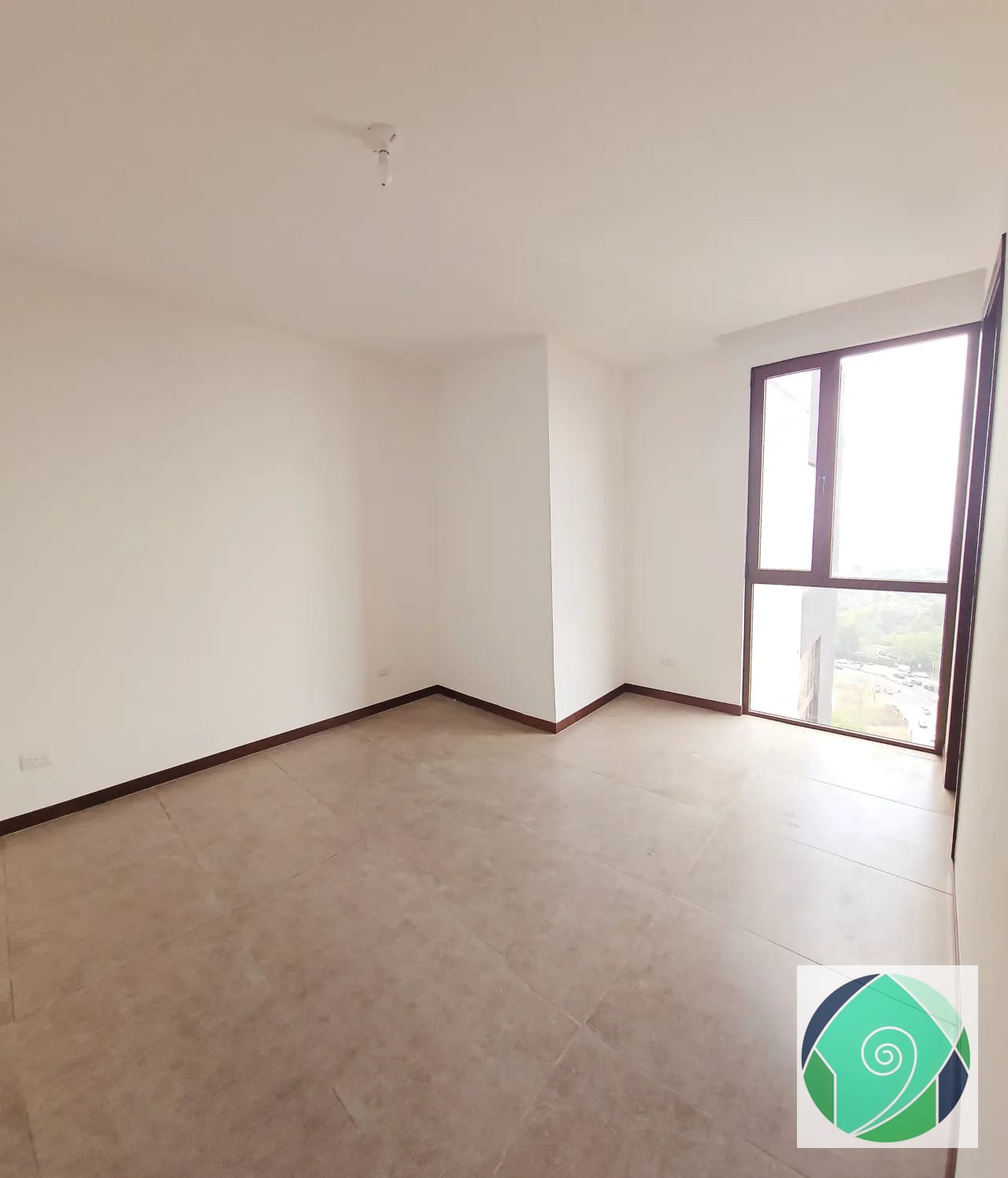 Venta apartamento de 2 habitaciones en San Lázaro, Zona 15 - Image 4