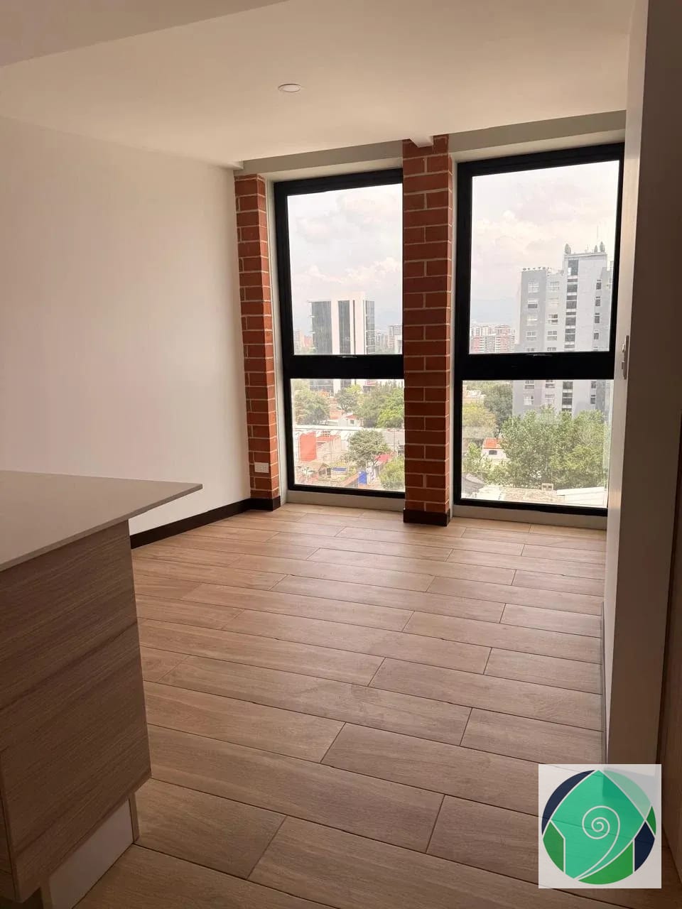 Alquiler apartamento de 2 habitaciones en zona 14, La Villa — Apartamento en Alquiler en Terra Delfines, Zona 14, Guatemala, Ciudad — foto 1 de 13