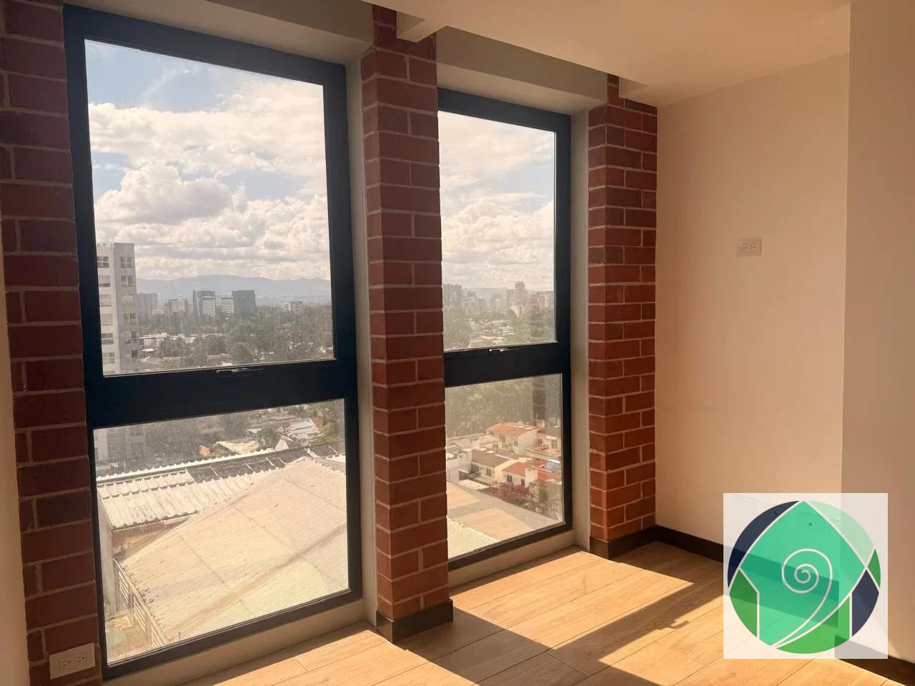 Alquiler apartamento de 2 habitaciones en zona 14, La Villa — Apartamento en Alquiler en Terra Delfines, Zona 14, Guatemala, Ciudad — foto 5 de 13