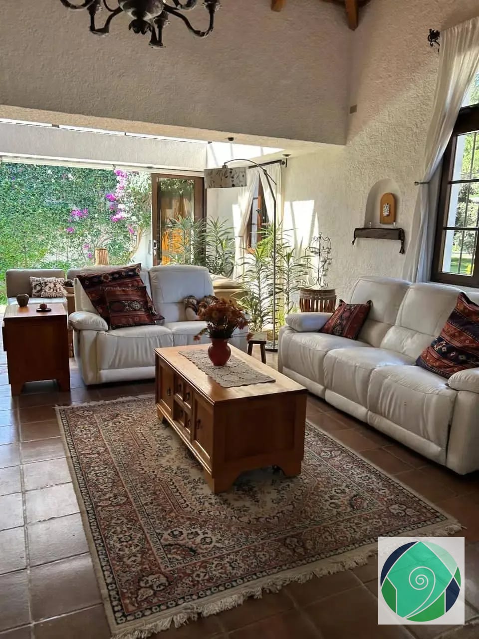 Alquiler casa de un nivel en Jacarandas, Antigua — Casa en Alquiler en Las Gravileas, Antigua, Sacatepéquez — foto 1 de 6