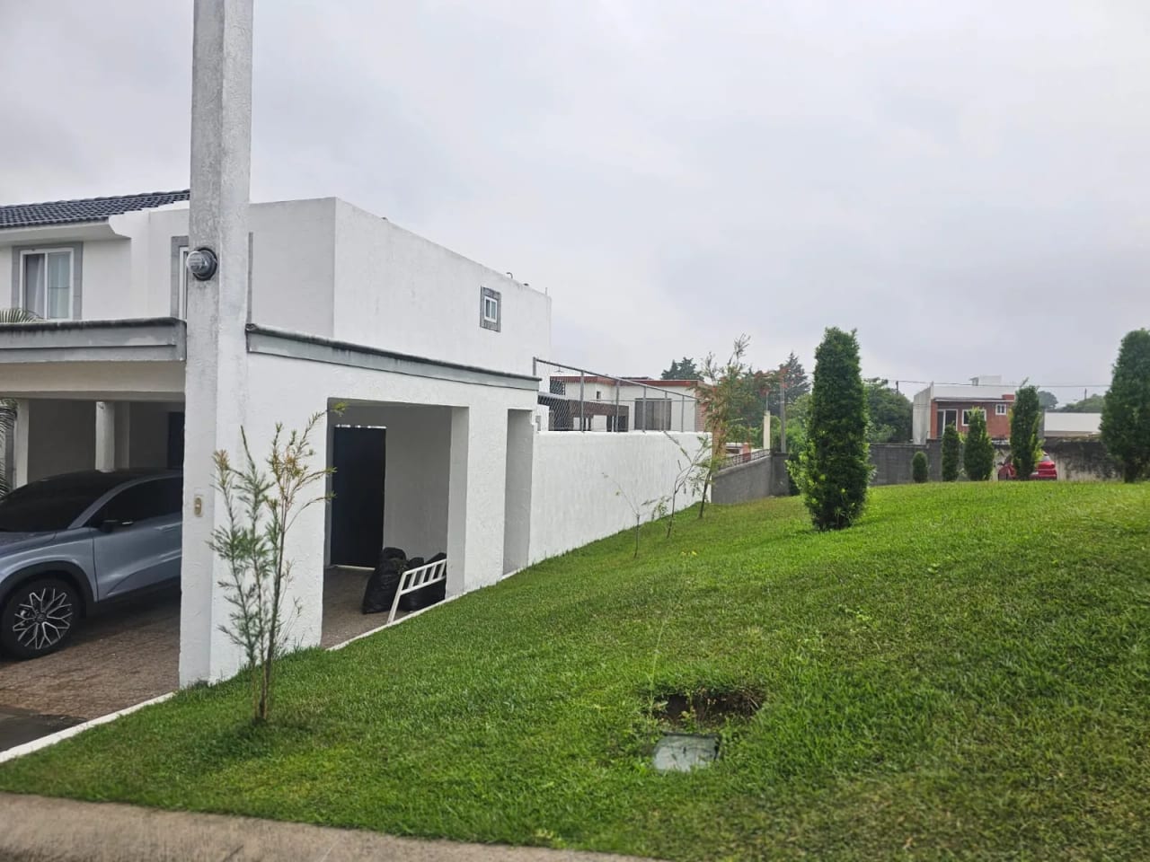 Casa en Renta, Zona 16, Portal de San Isidro II — Casa en Alquiler en Zona 16, Guatemala, Ciudad — foto 1 de 14