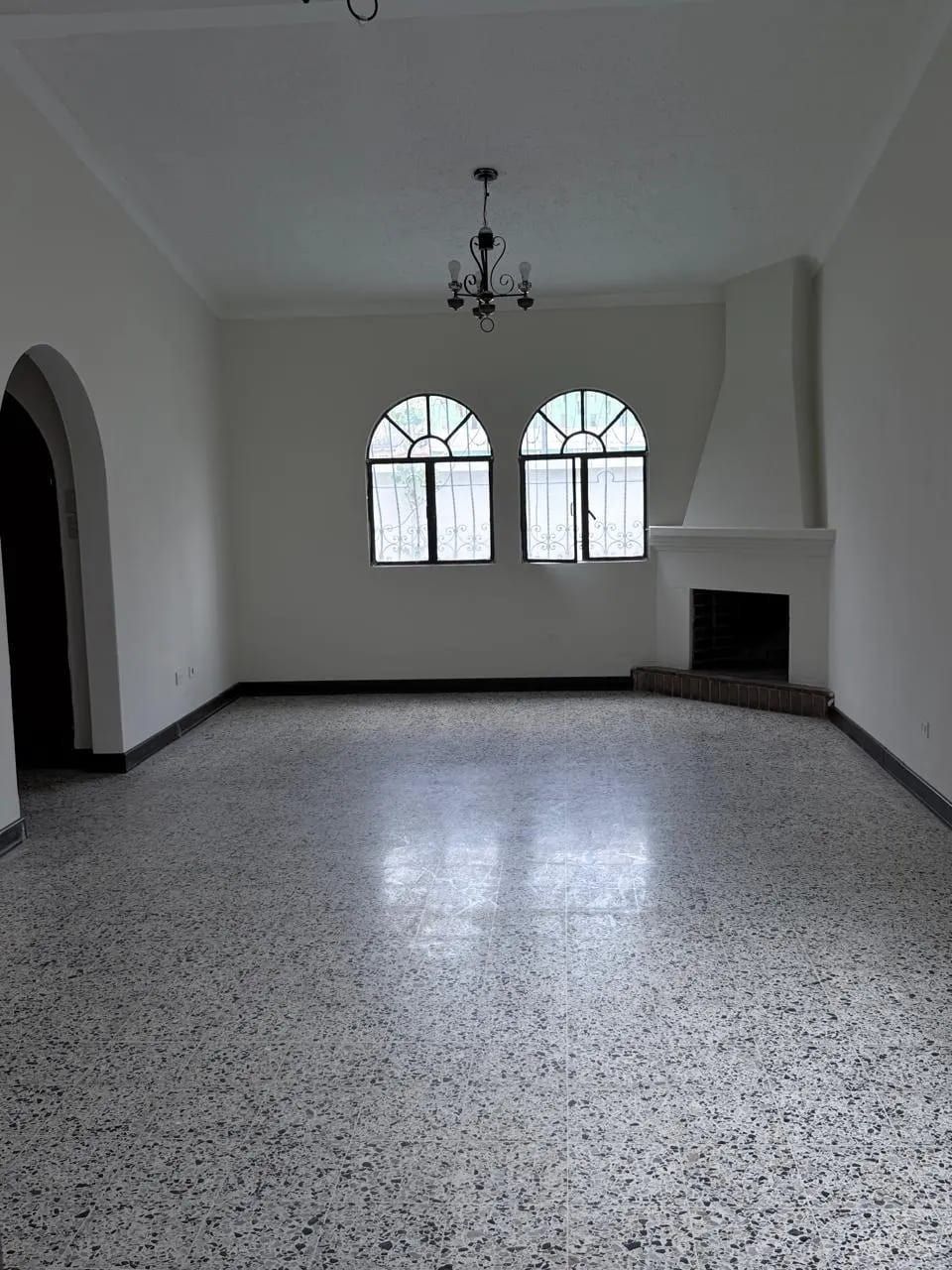 Casa en Venta, Zona 6, Frente Estadio La Pedrera — Casa en Venta en Zona 6, Guatemala, Ciudad — foto 11 de 11