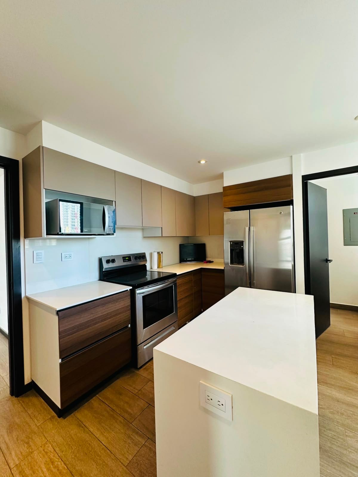 Apartamento en venta zona 10 — Apartamento en Venta en Zona 10, Guatemala, Ciudad — foto 5 de 6