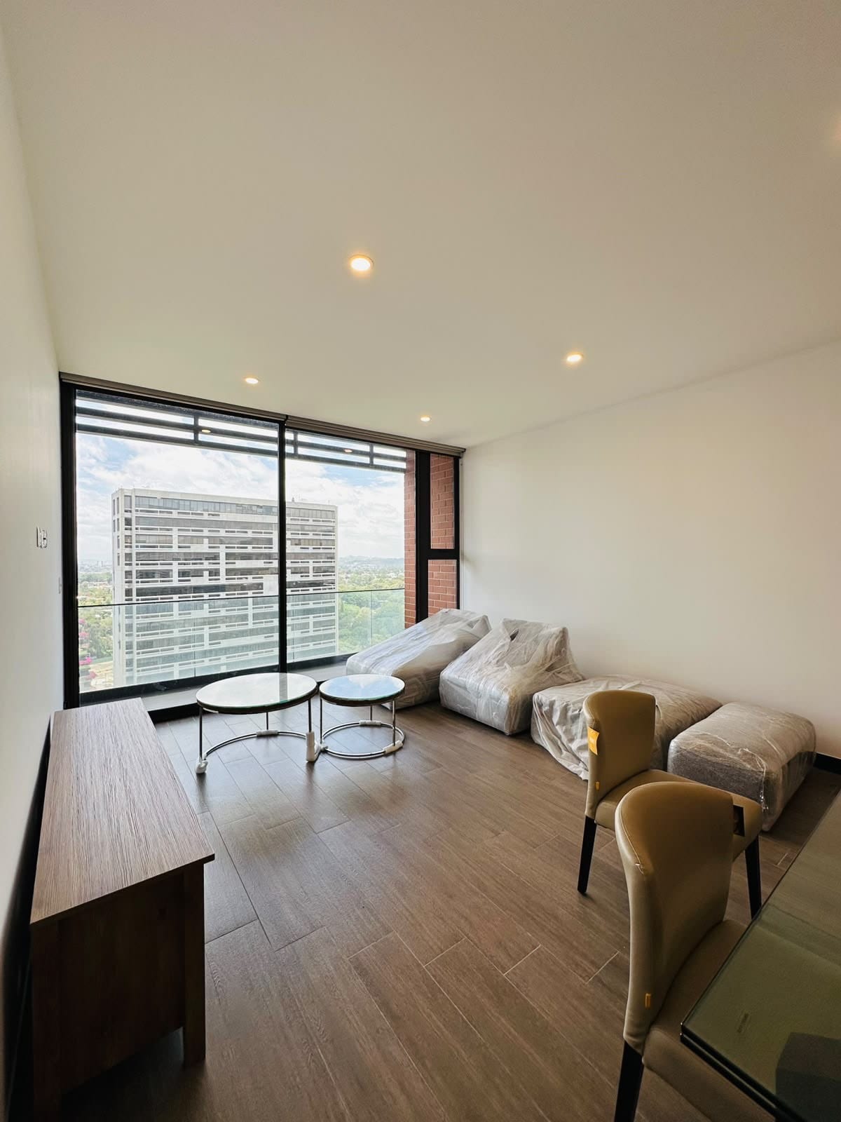 Apartamento en venta zona 10 — Apartamento en Venta en Zona 10, Guatemala, Ciudad — foto 1 de 7