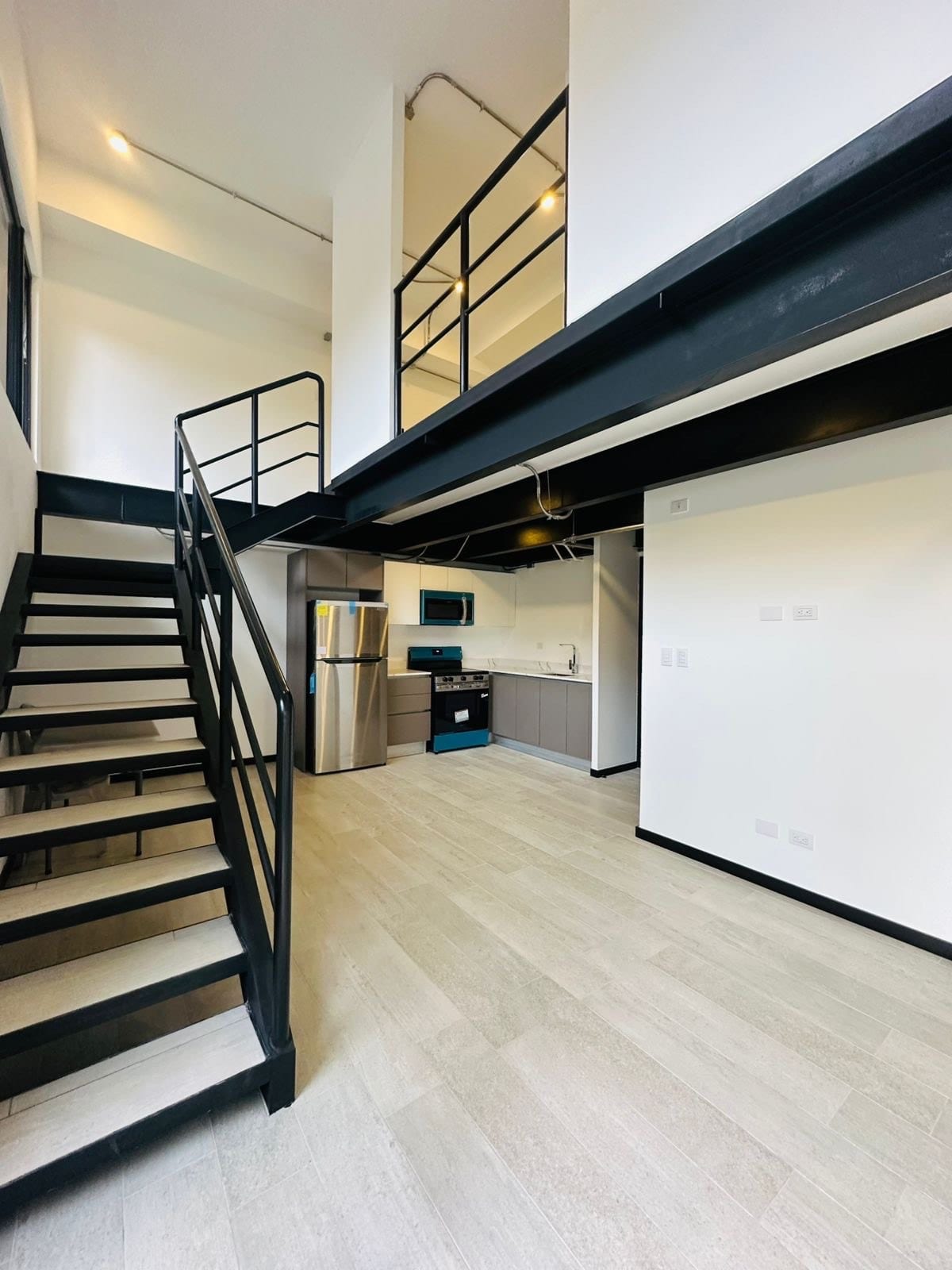 Loft en renta — Apartamento en Alquiler en Verdú, Zona 13, Guatemala, Ciudad — foto 1 de 6