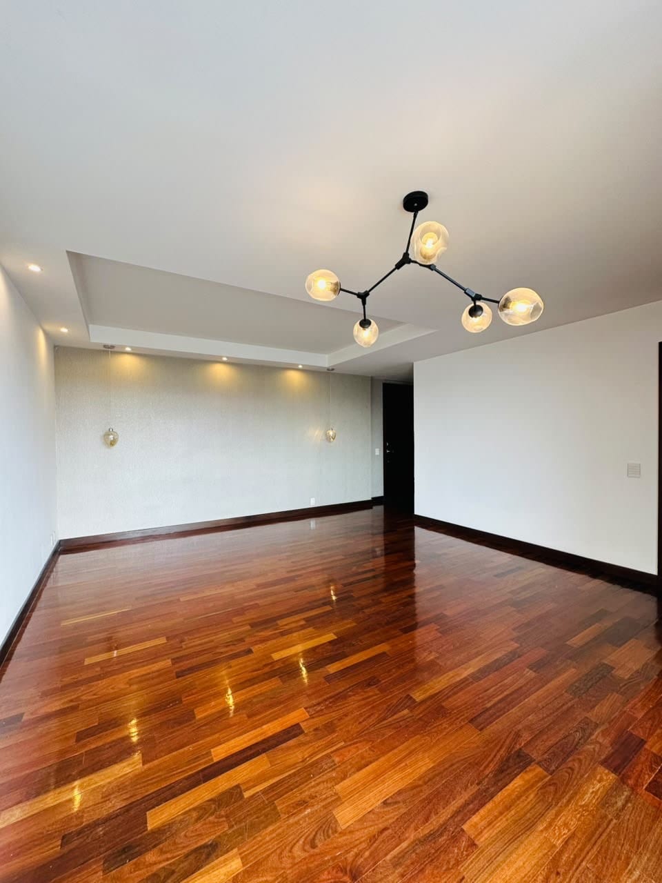 Hermoso apartamento en renta zona 14 — Apartamento en Alquiler en Lantana, Zona 14, Guatemala, Ciudad — foto 2 de 7