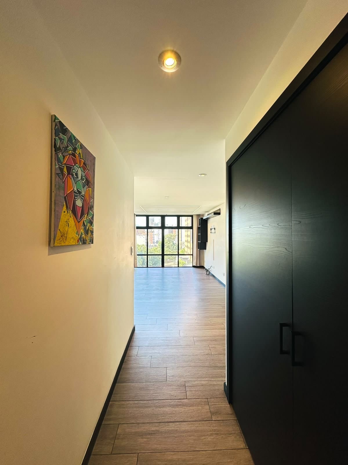 Hermoso apartamento en renta zona 10 — Apartamento en Alquiler en Zona 10, Guatemala, Ciudad — foto 2 de 7