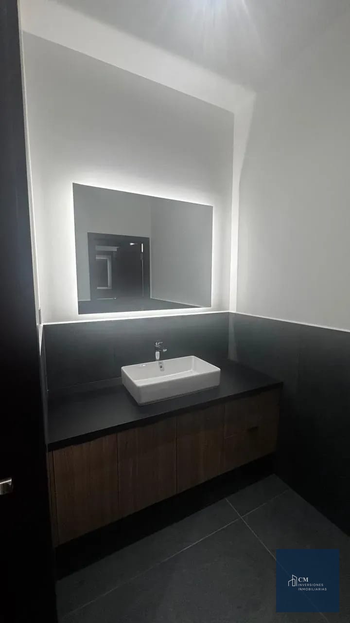 Baño — Apartamento nuevo en renta en Nogales de Cayalá, zona 16 — Apartamento en Alquiler en Nogales de Cayalá, Zona 16, Guatemala, Ciudad — foto 10 de 17