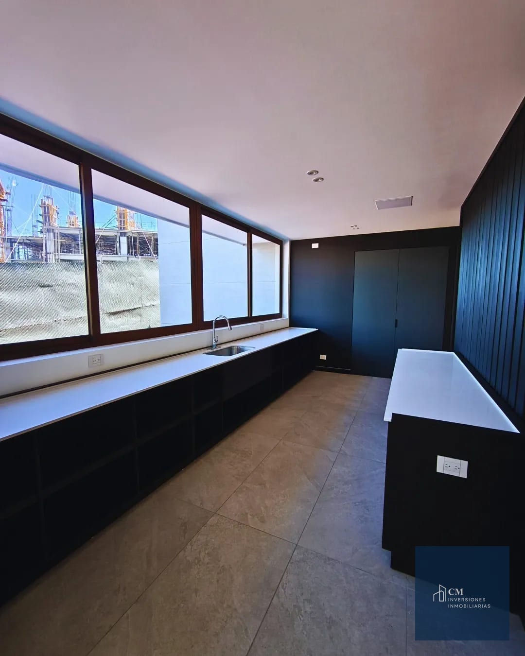 Cocina Eventos — Apartamento nuevo en renta en Nogales de Cayalá, zona 16 — Apartamento en Alquiler en Nogales de Cayalá, Zona 16, Guatemala, Ciudad — foto 15 de 17