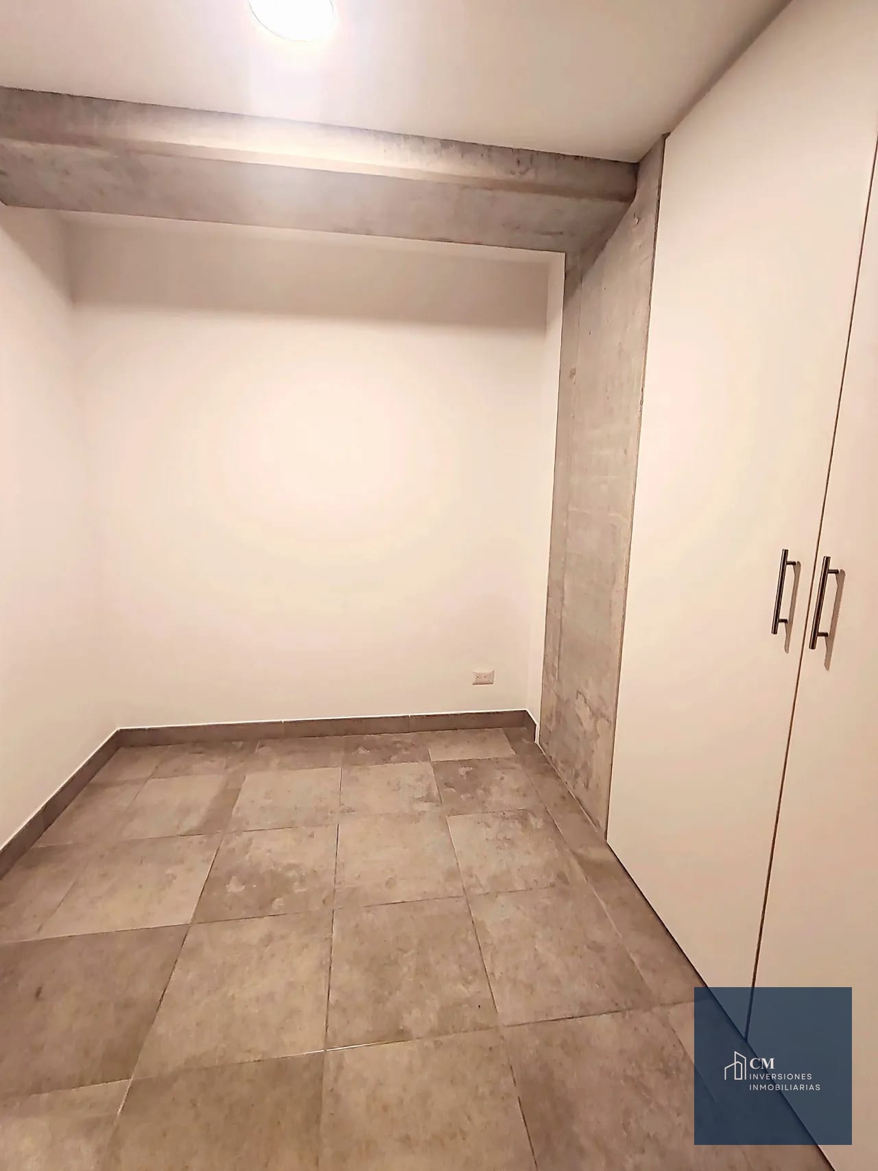 Dormitorio 2 — Apartamento en Zona 10: ¡Inversión inteligente en Ciudad Vieja! — Apartamento en Venta en Ciudad Vieja, Zona 10, Guatemala, Ciudad — foto 8 de 12